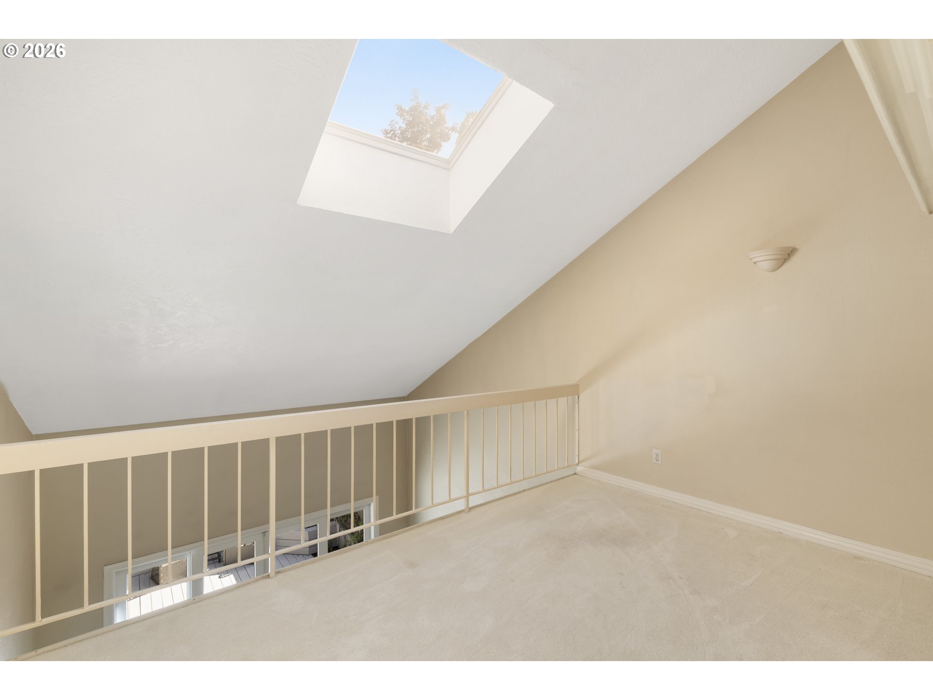 32 GREENRIDGE CT