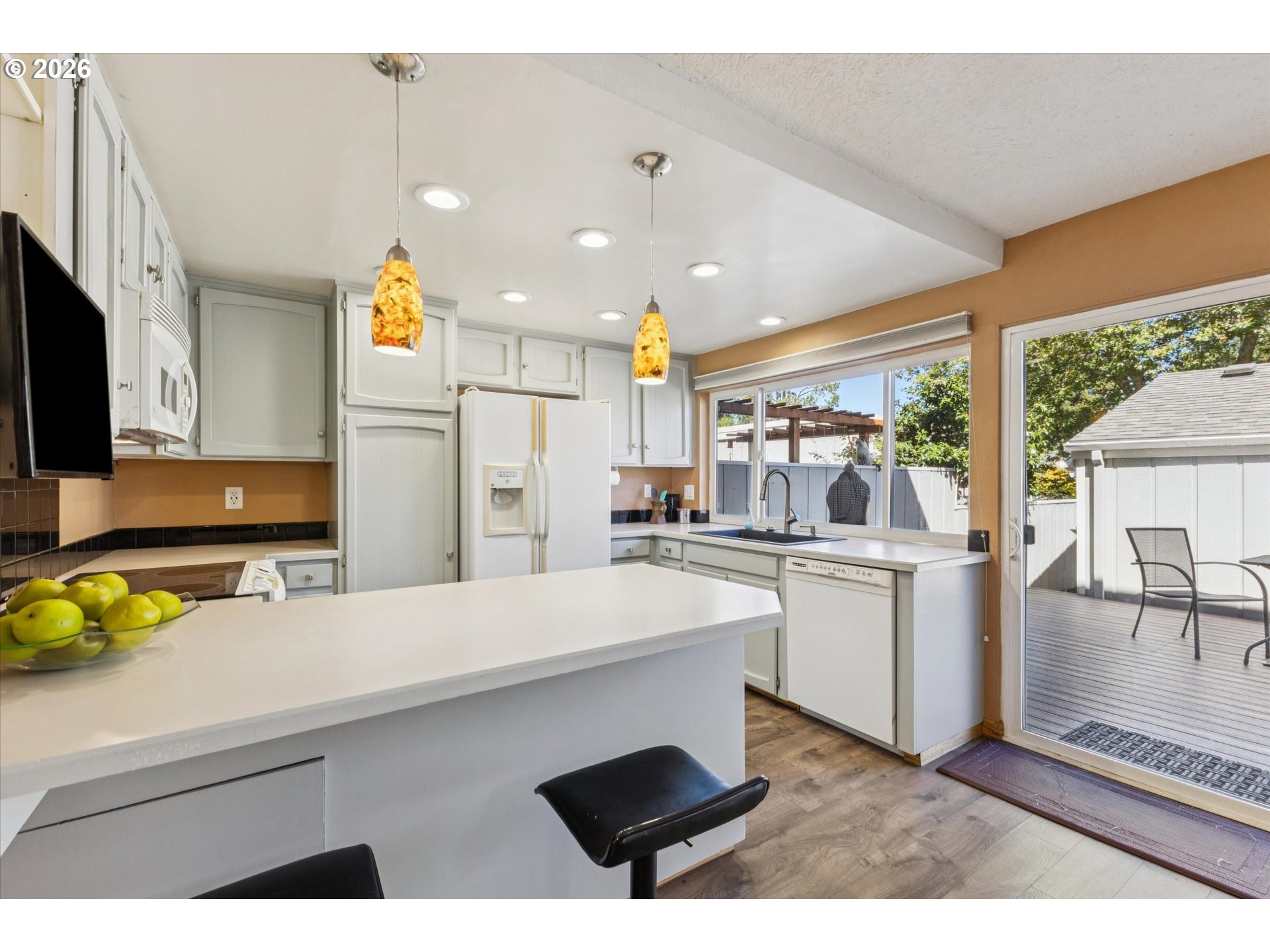 1325 BONNIEBRAE DR