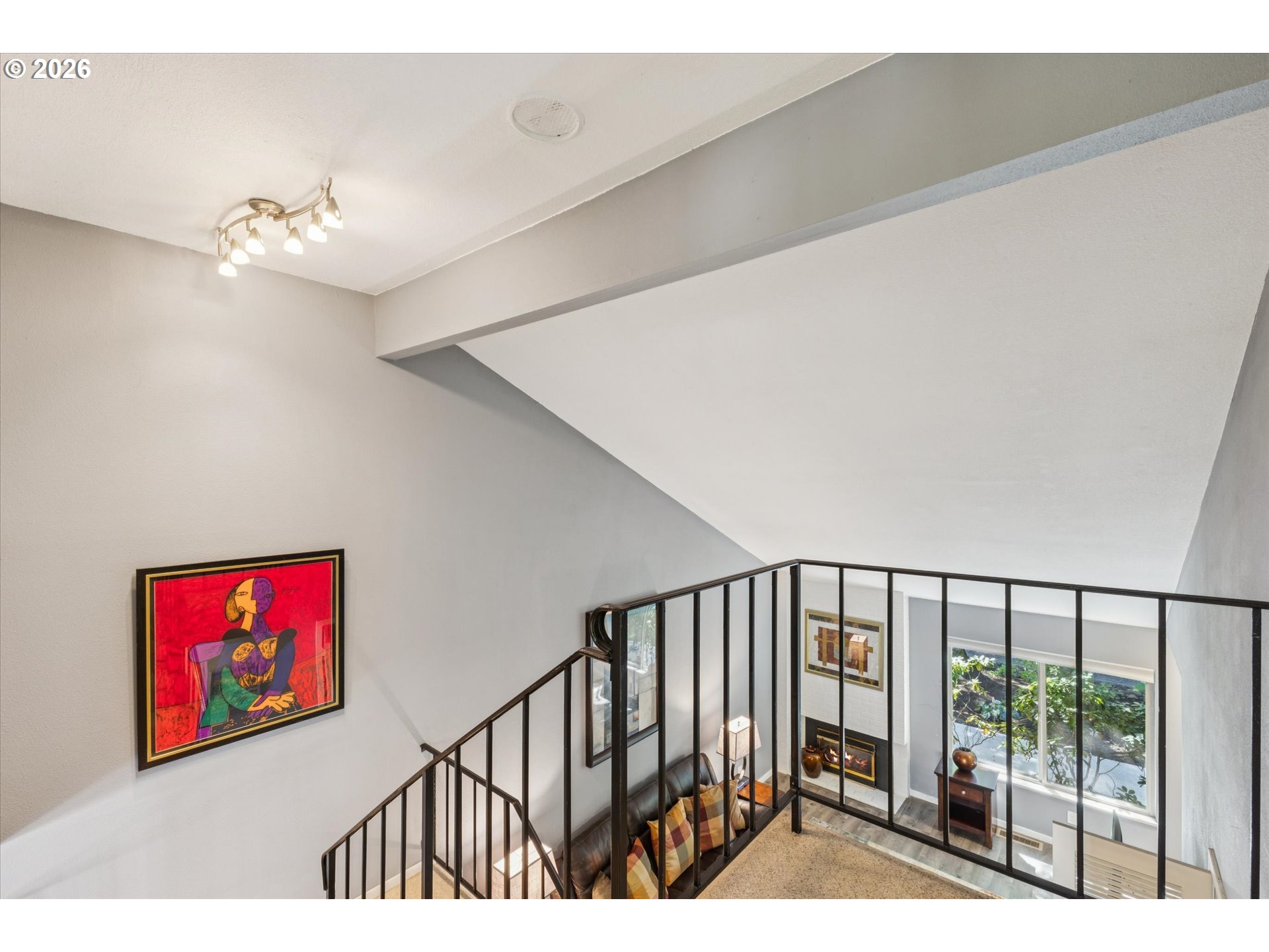 1325 BONNIEBRAE DR