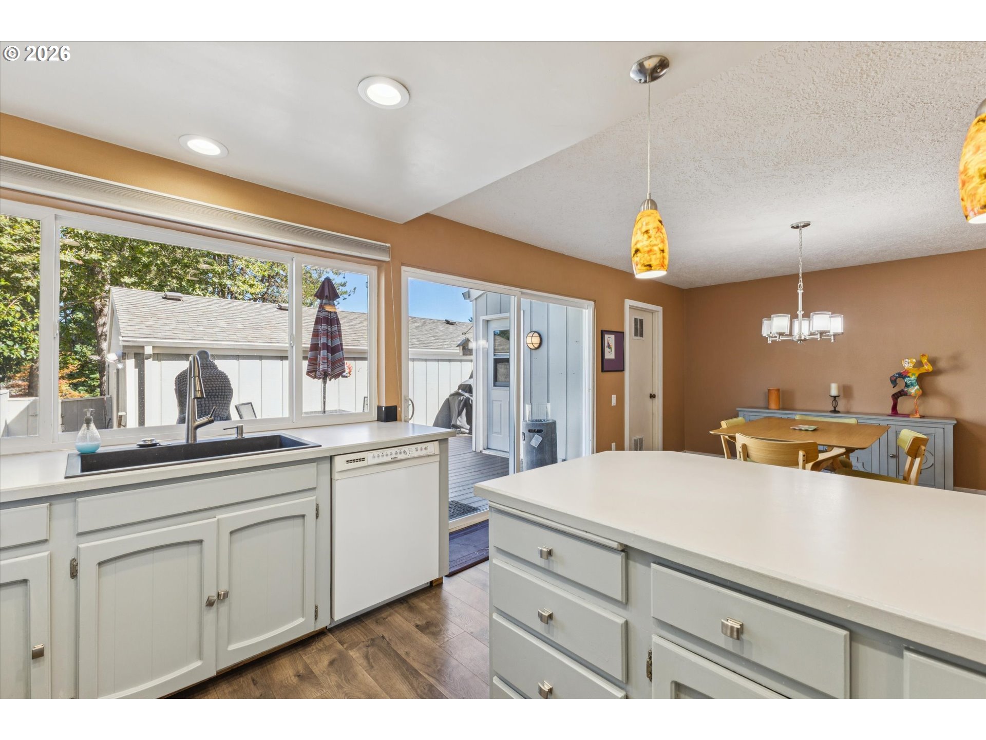 1325 BONNIEBRAE DR