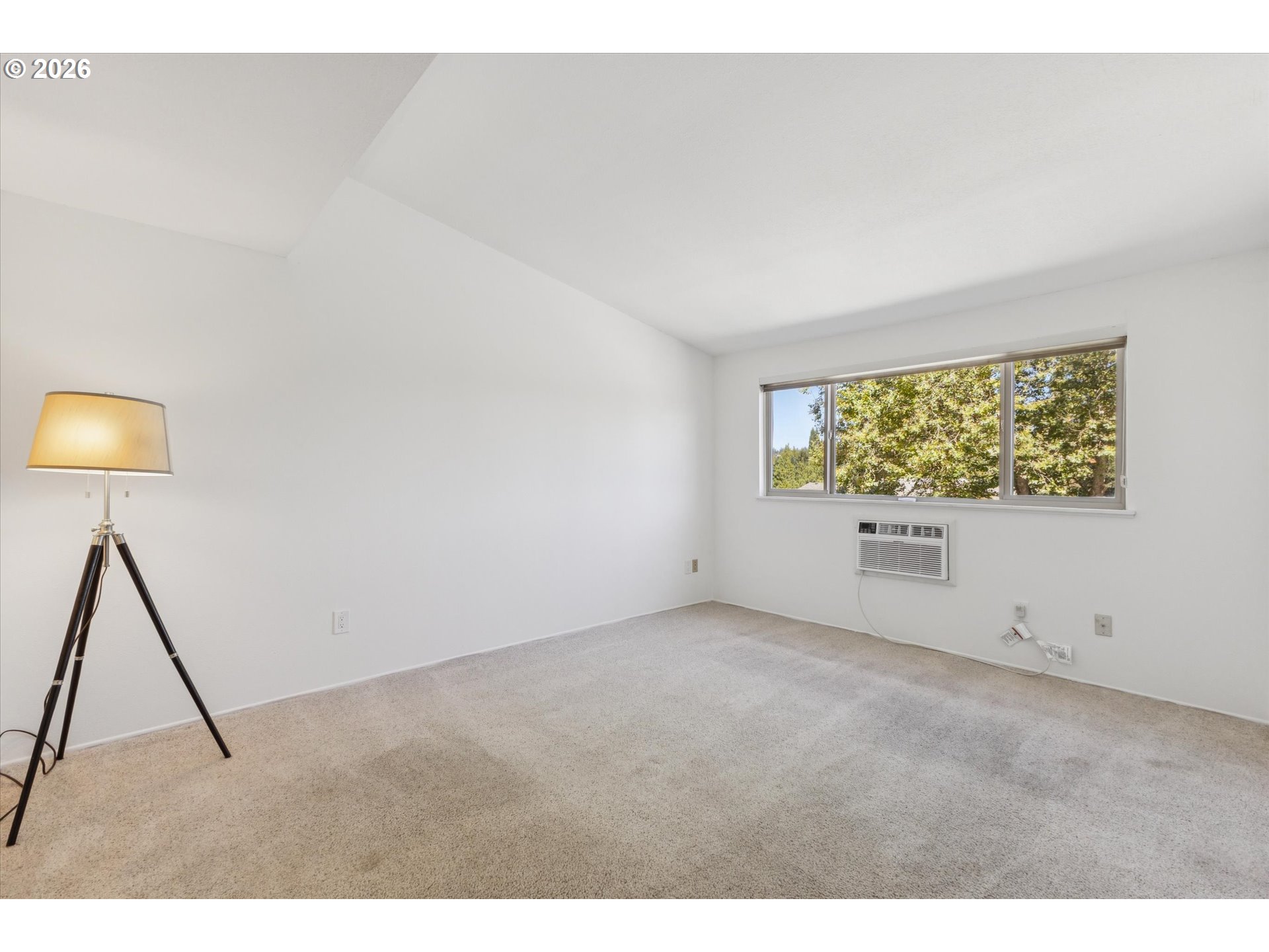 1325 BONNIEBRAE DR