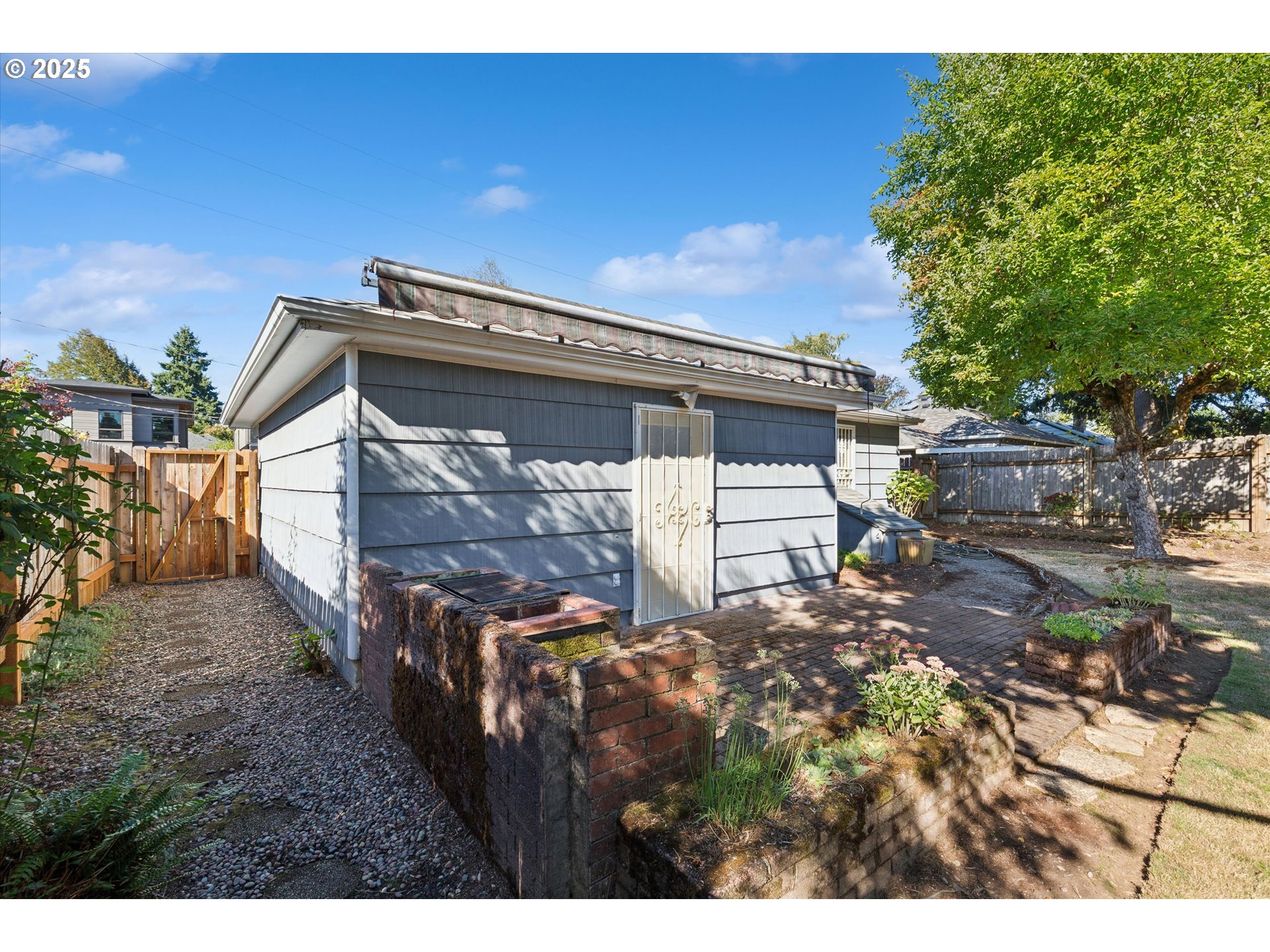 626 SE 49TH AVE