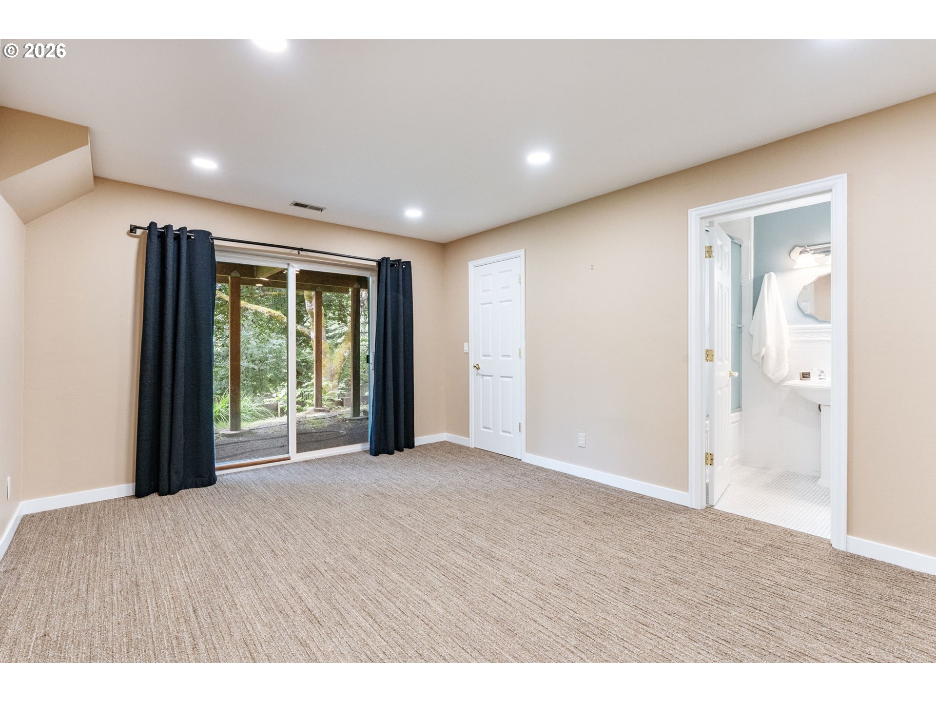 1473 GREENTREE CIR