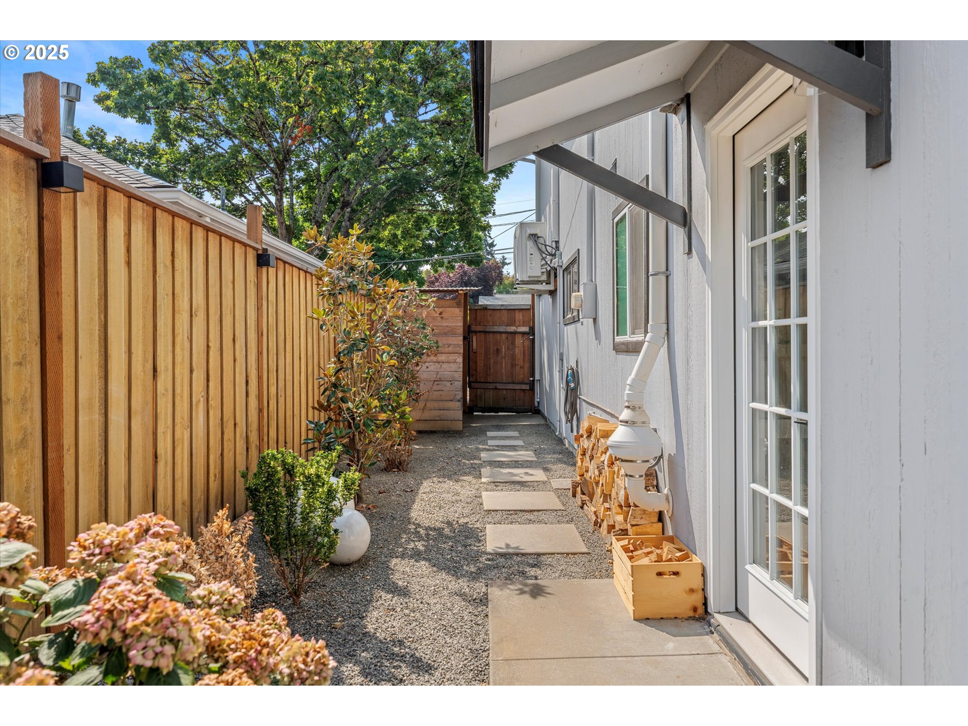1515 SW CARSON ST