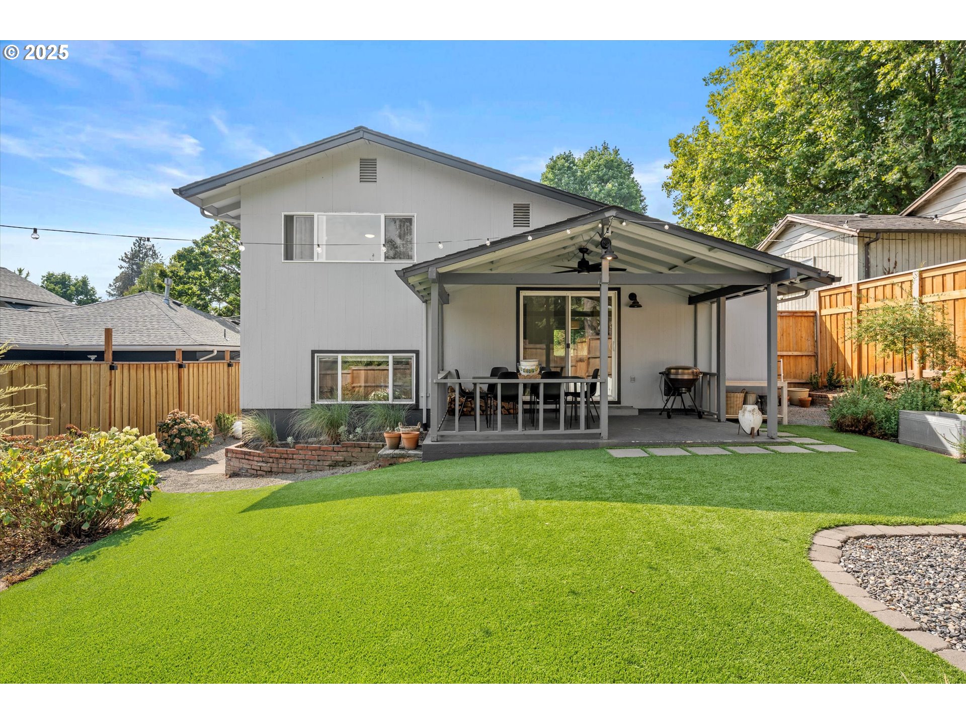1515 SW CARSON ST