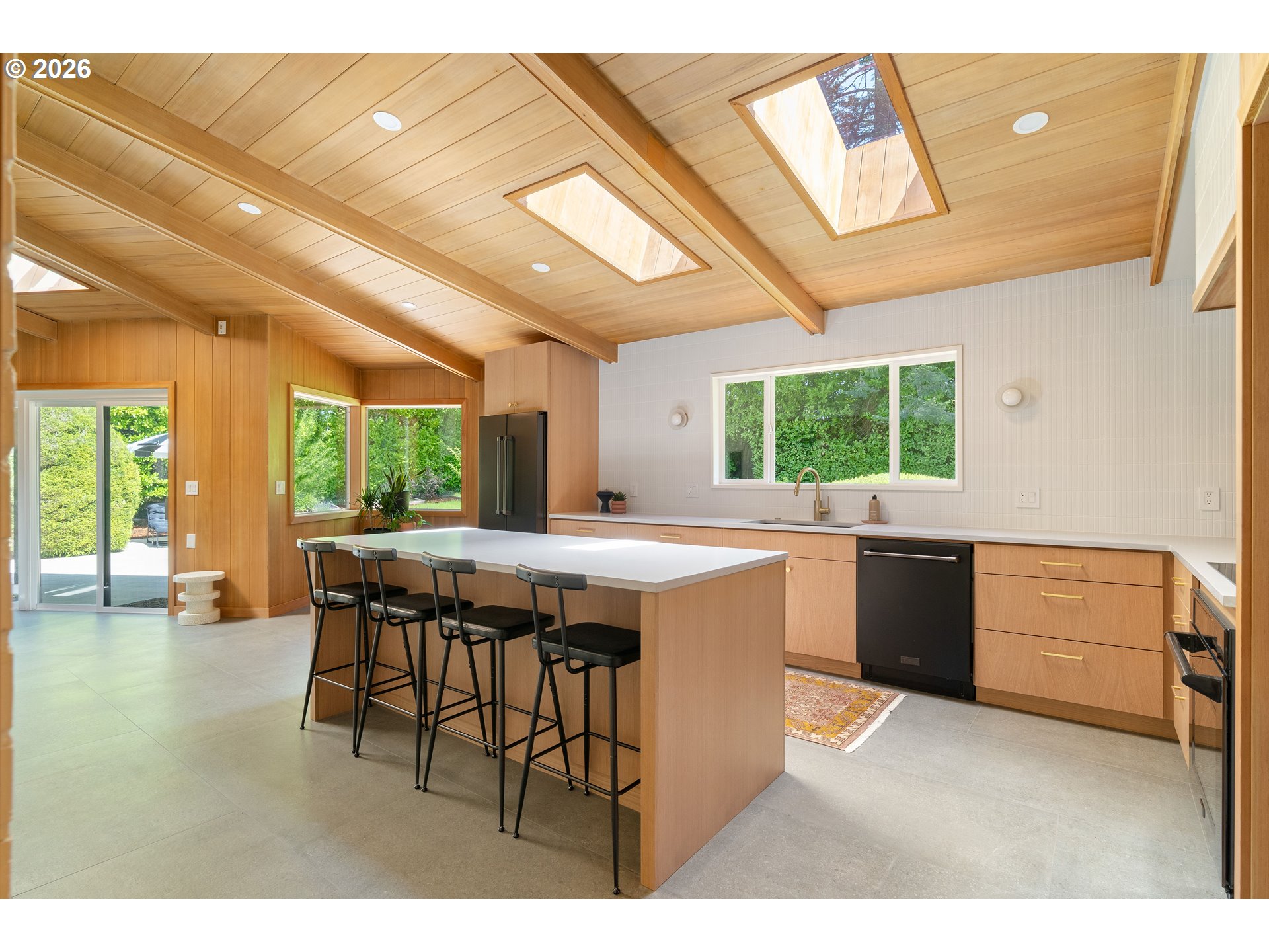 5100 SW LAURELWOOD AVE