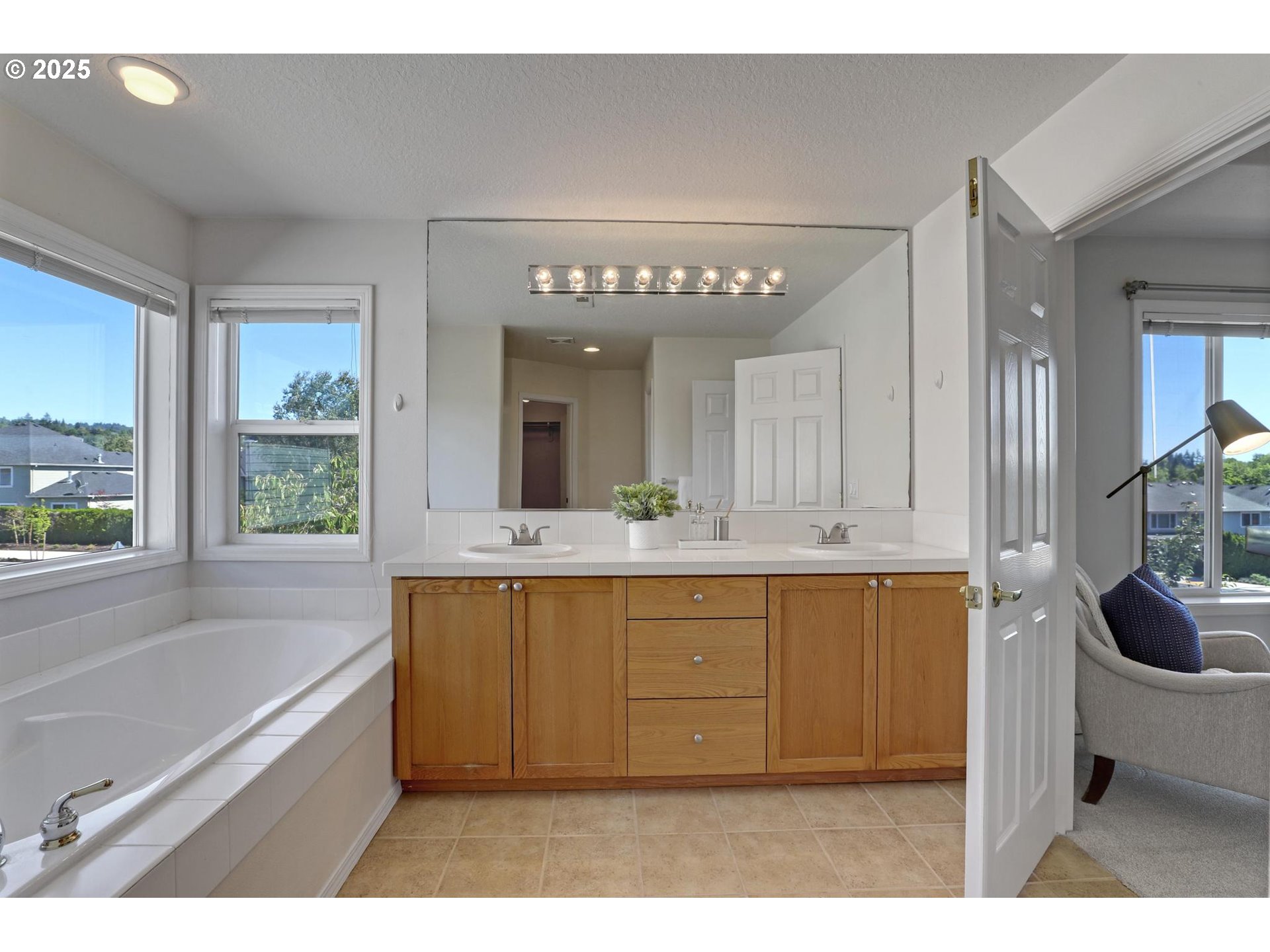 3816 NW TUSTIN RANCH DR