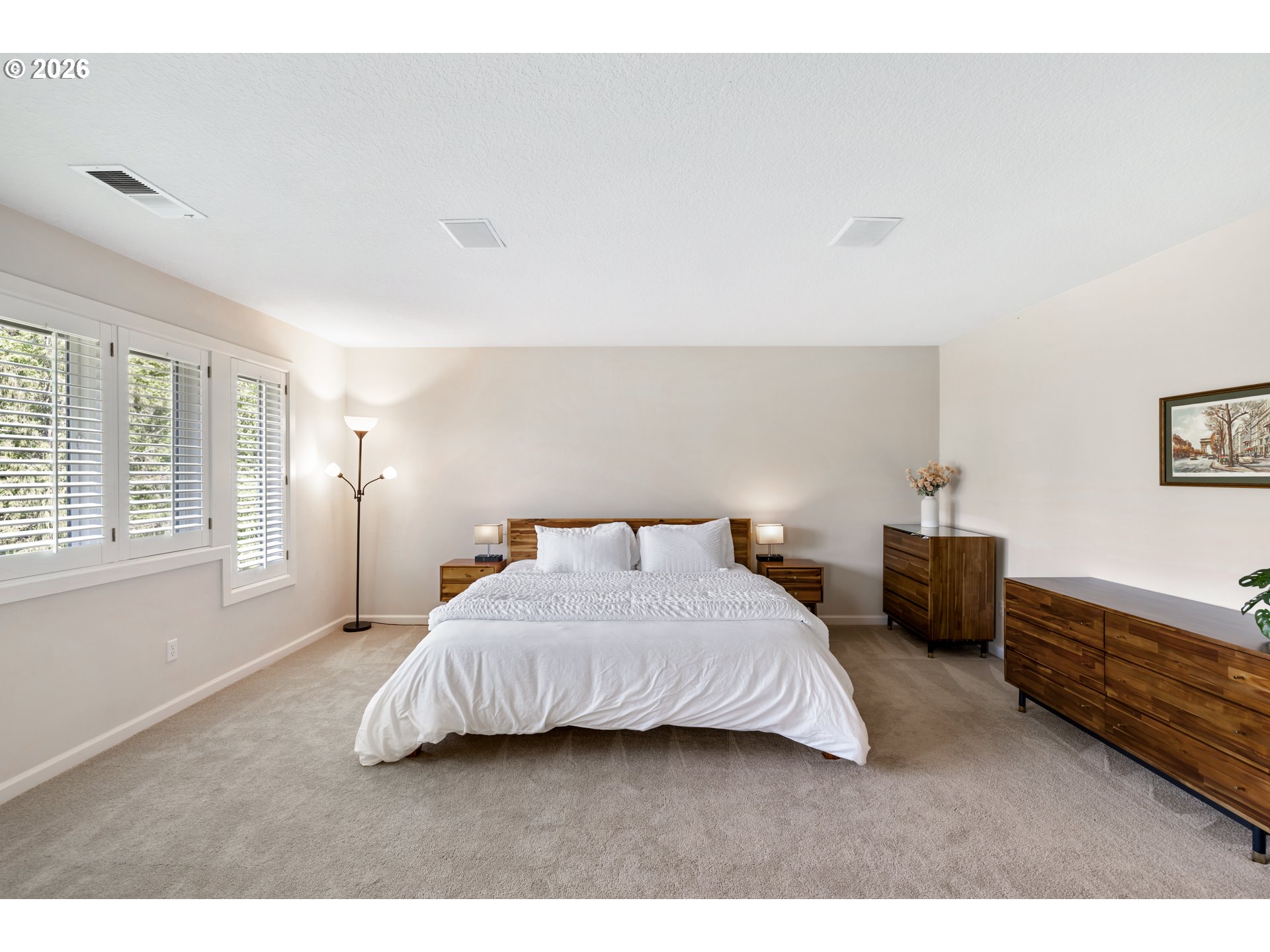 8407 NW HAWKINS BLVD