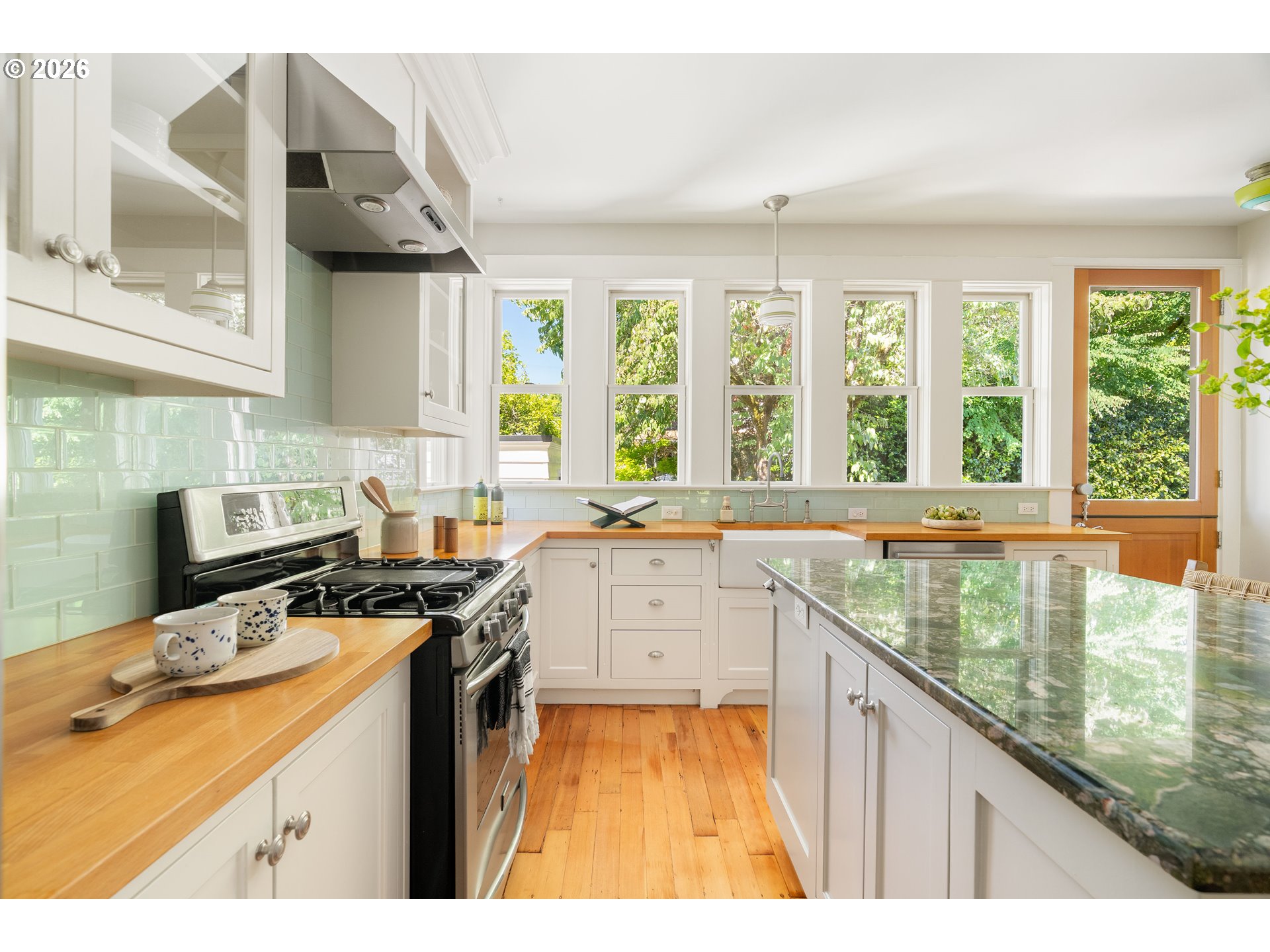 2415 NE 44TH AVE
