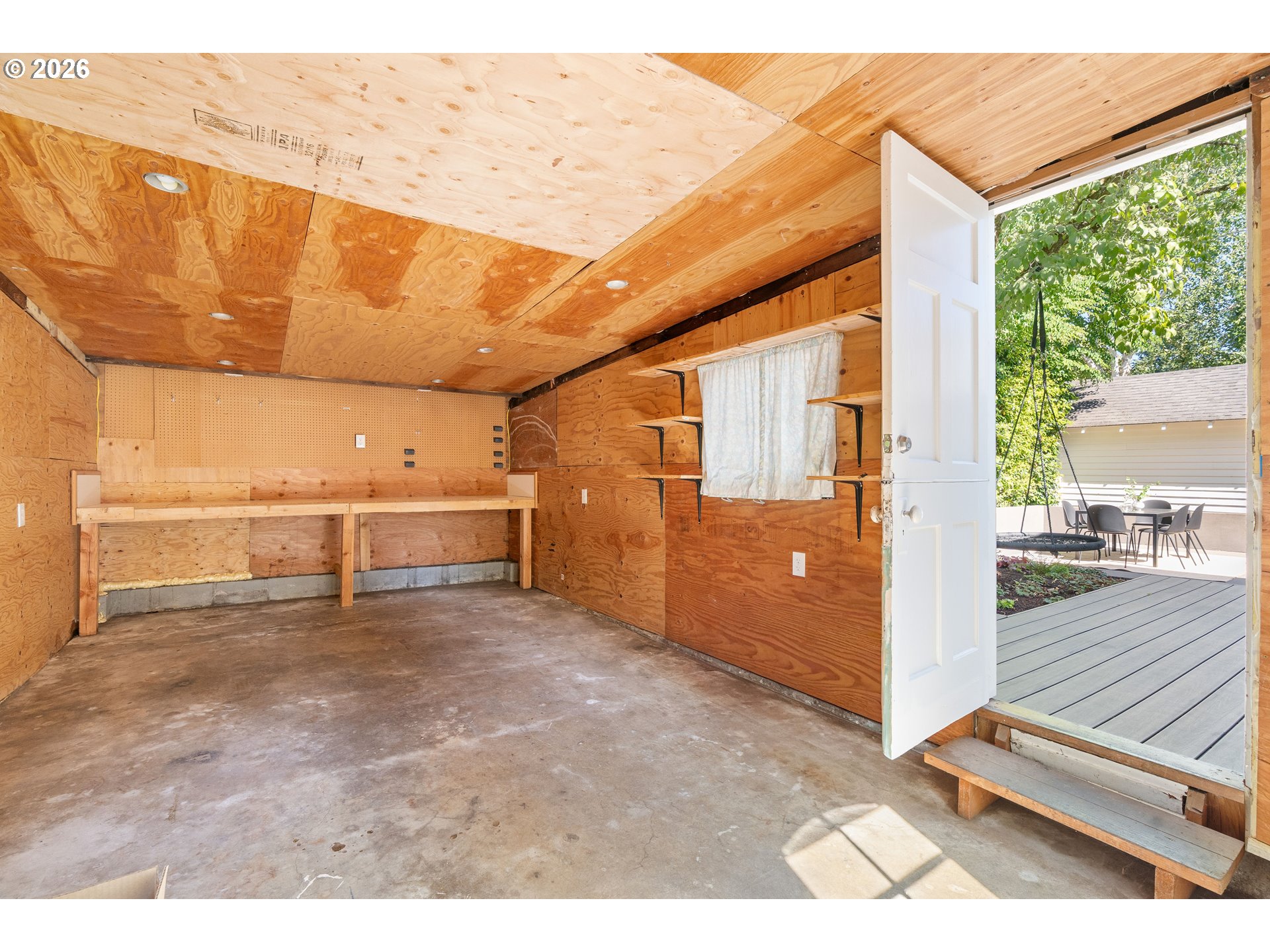 2415 NE 44TH AVE