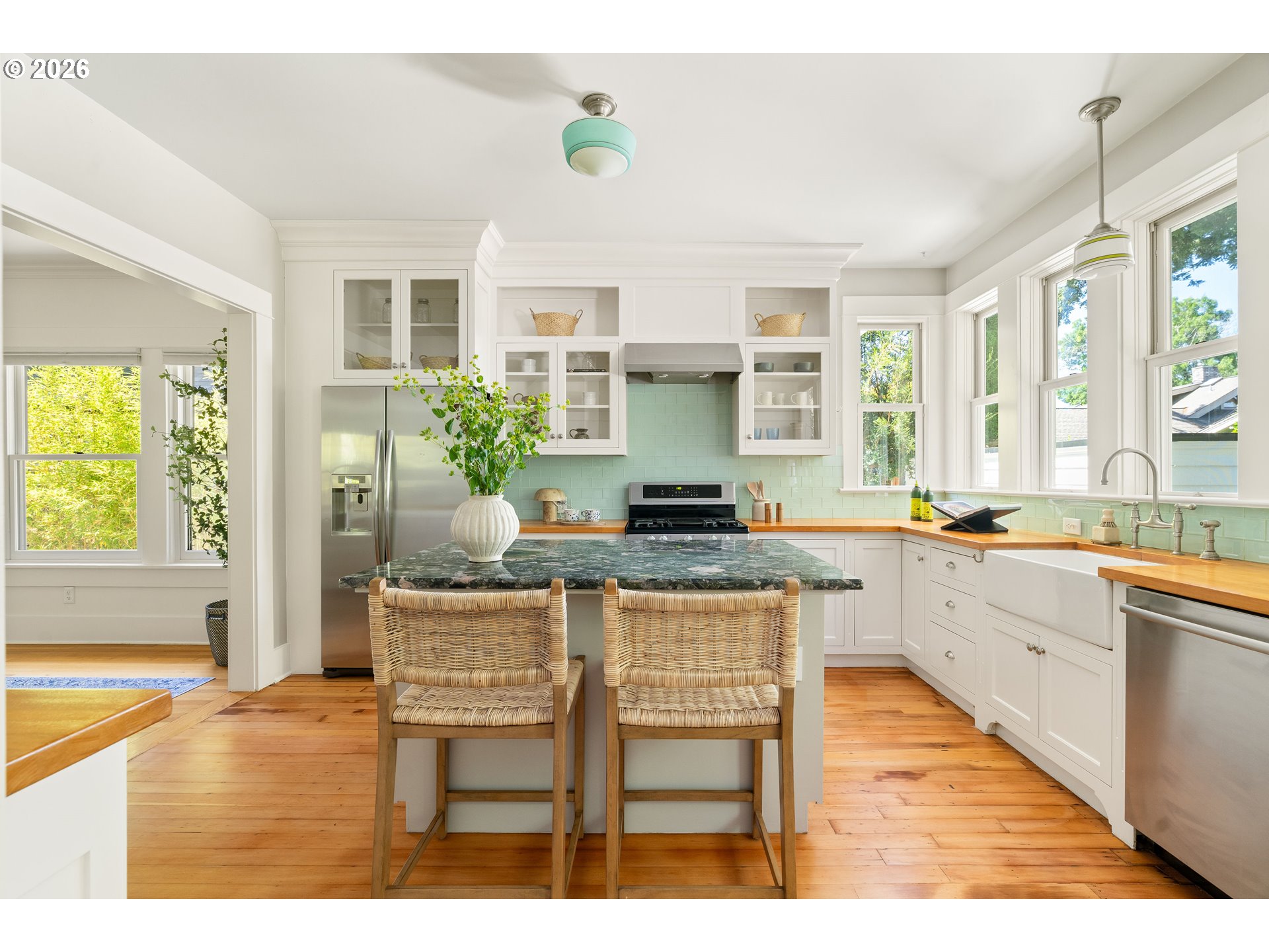 2415 NE 44TH AVE