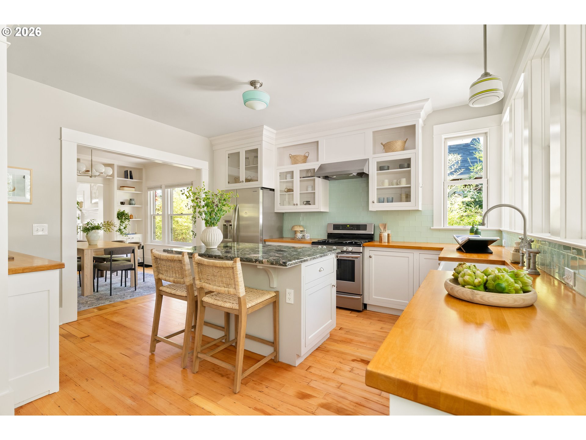 2415 NE 44TH AVE