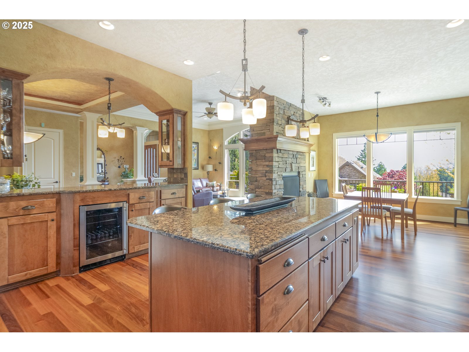 3655 SE DEER CREEK WAY