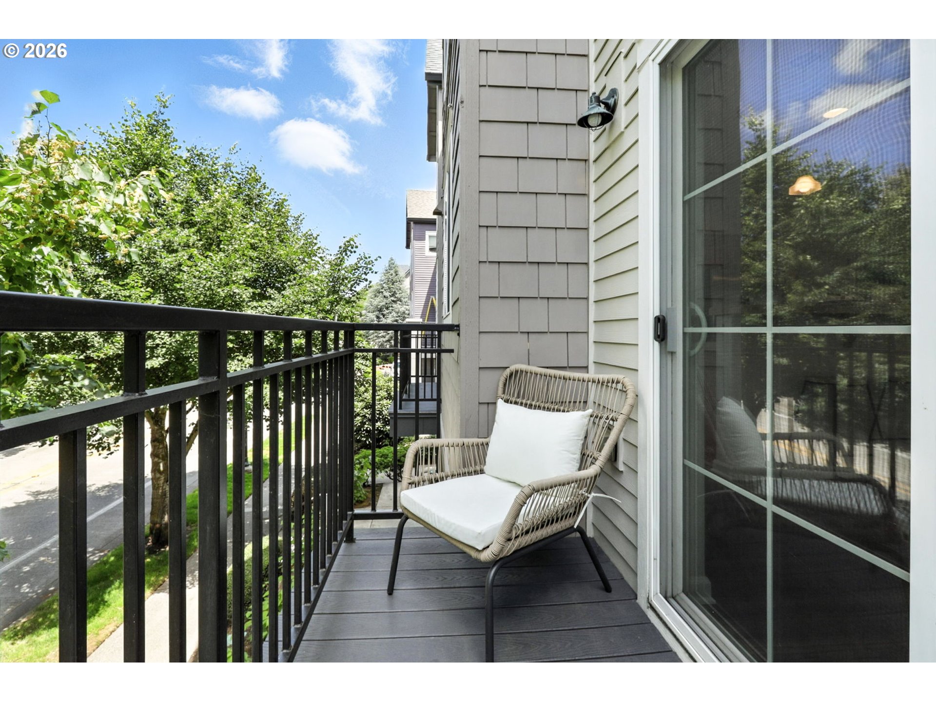 10805 NE RED WING WAY