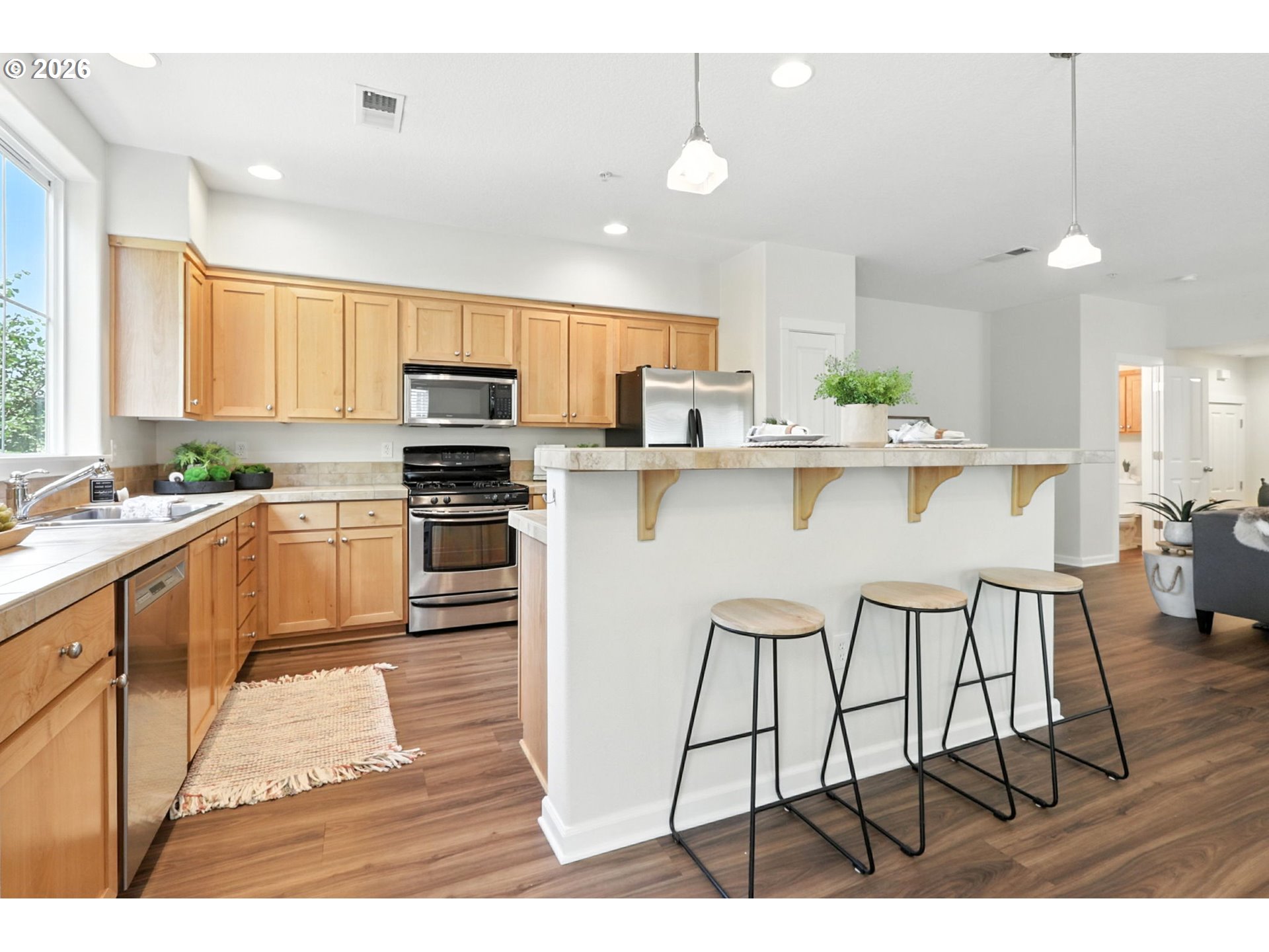 10805 NE RED WING WAY