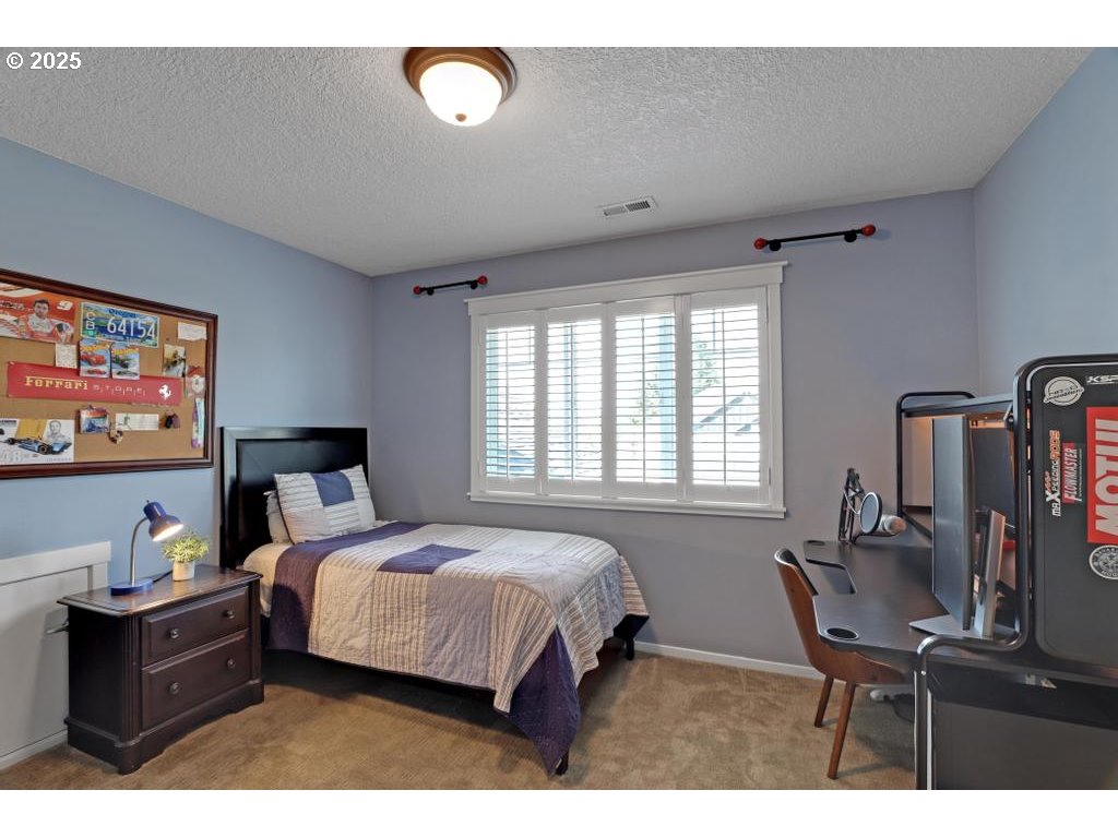 13922 NW STONEBRIDGE DR