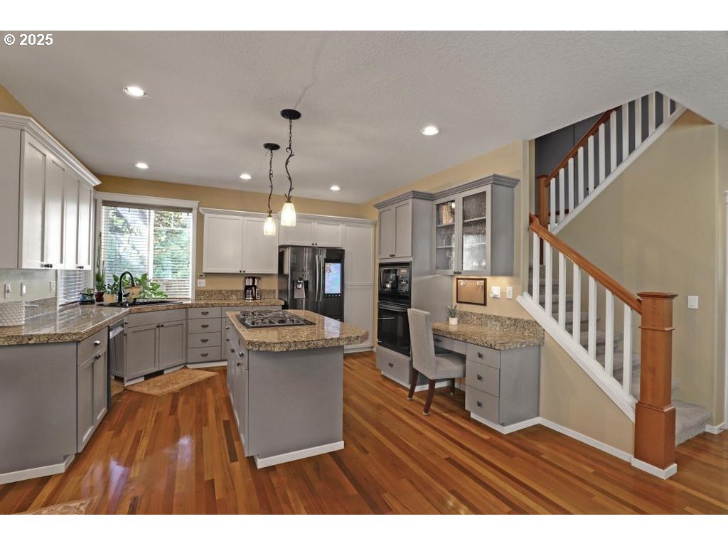 13922 NW STONEBRIDGE DR