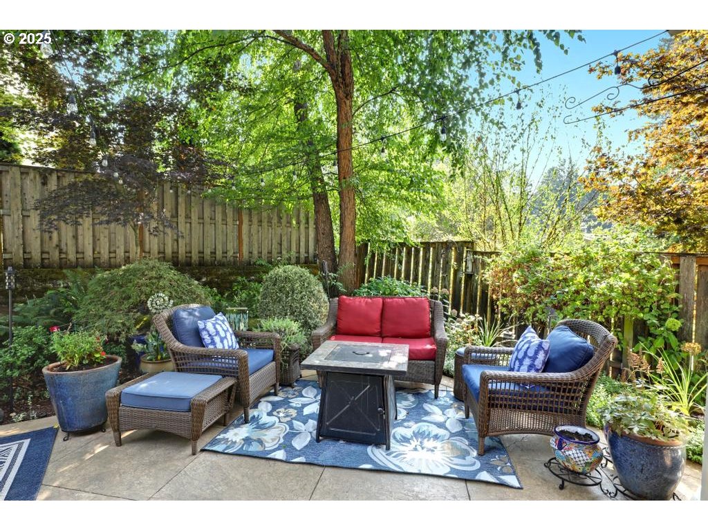 13922 NW STONEBRIDGE DR