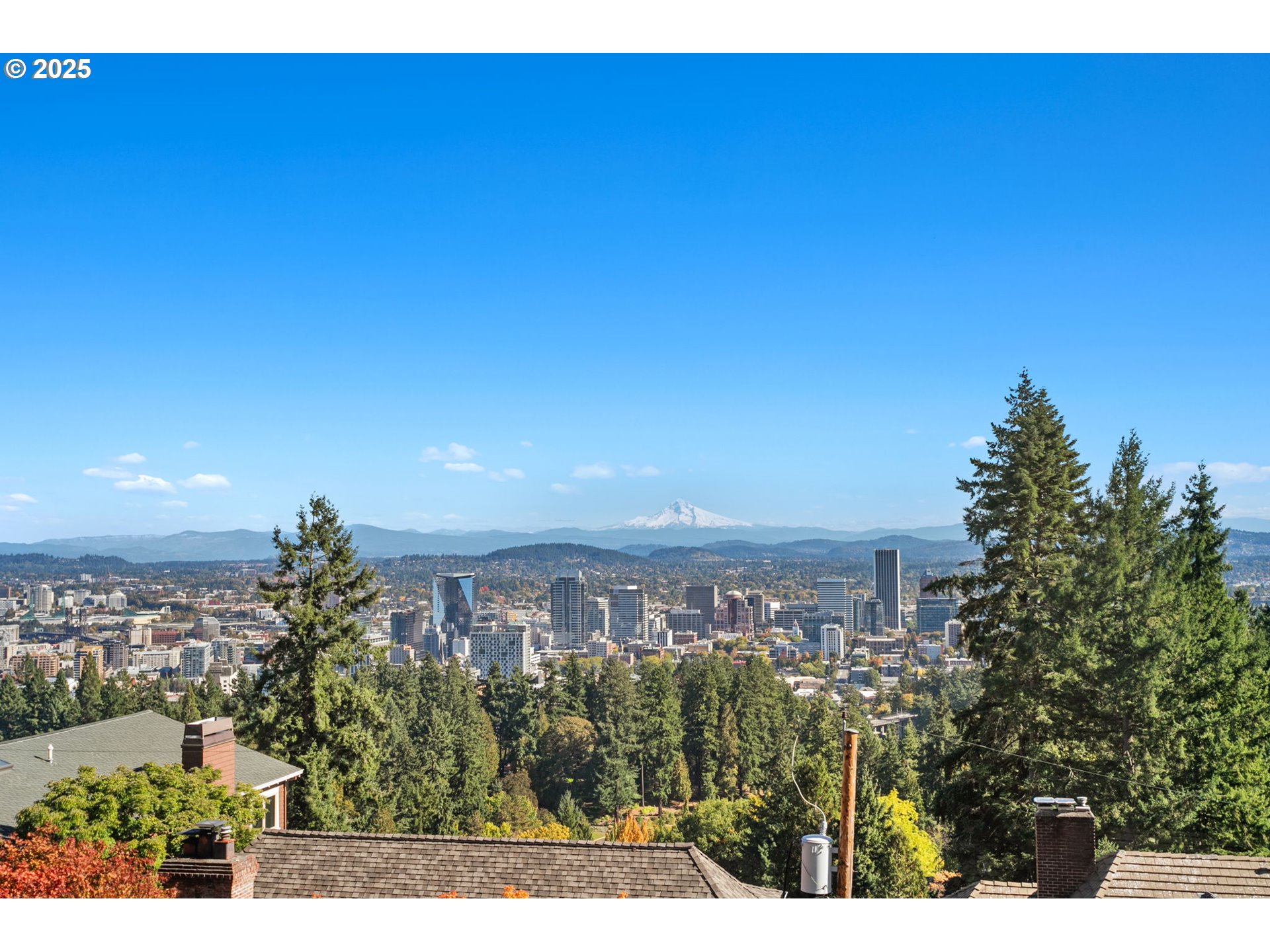 2933 SW FAIRVIEW BLVD