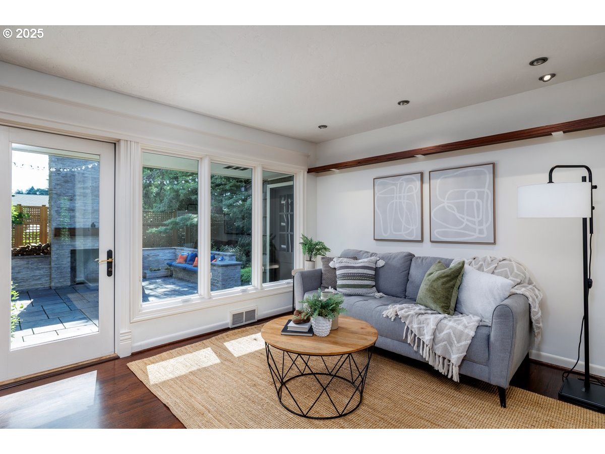 4260 SW 83RD AVE