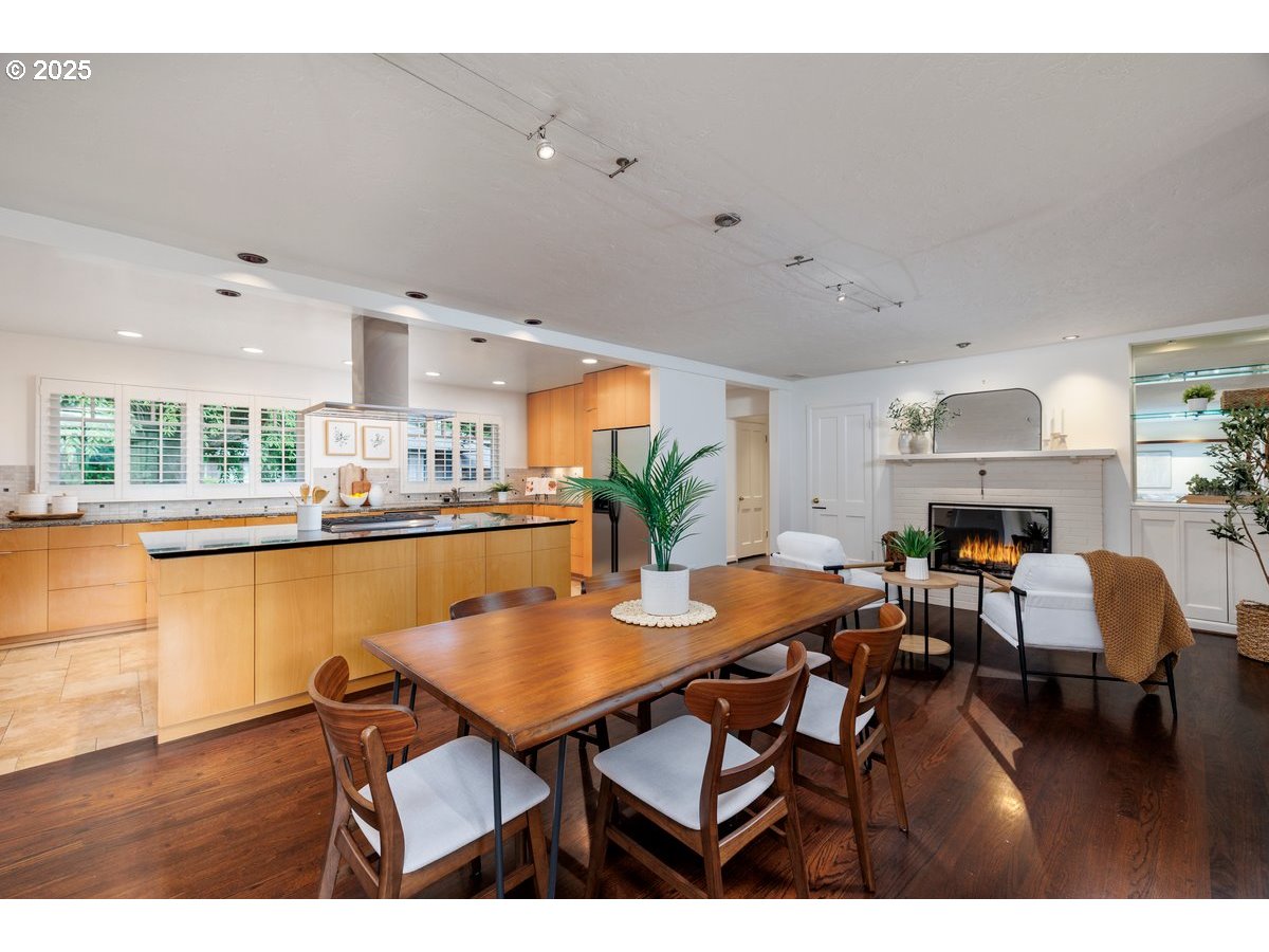 4260 SW 83RD AVE