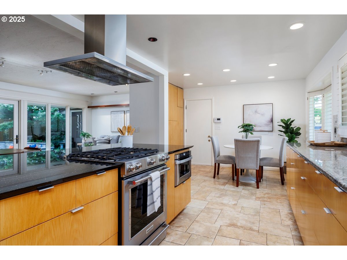 4260 SW 83RD AVE
