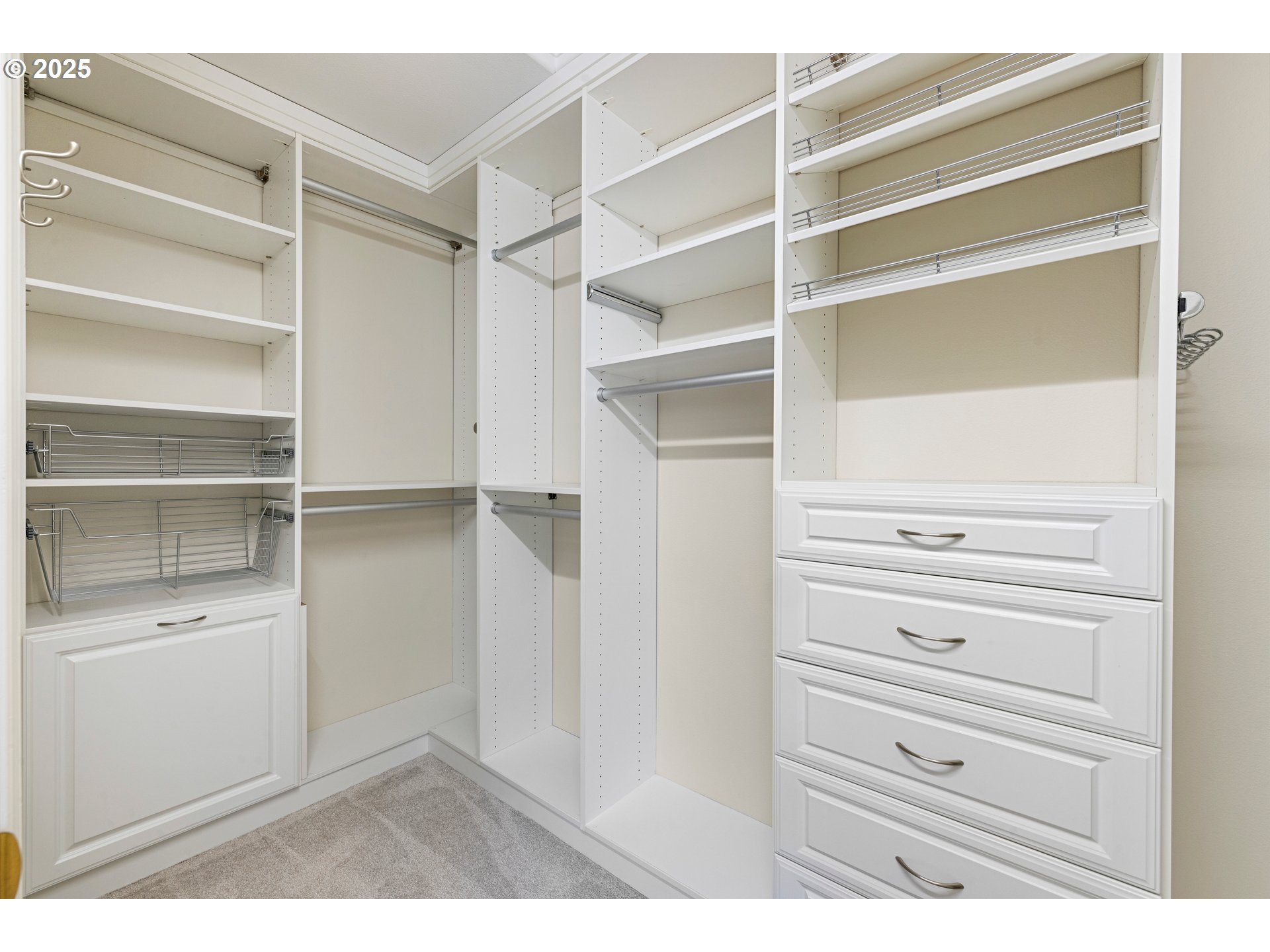 4556 NW OAKPOINT WAY