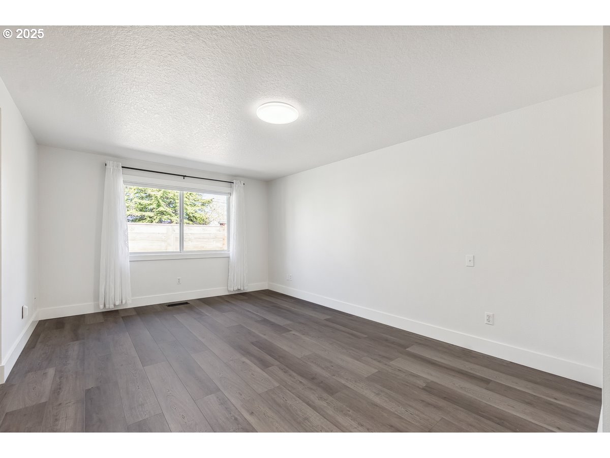 2143 NE 148TH PL
