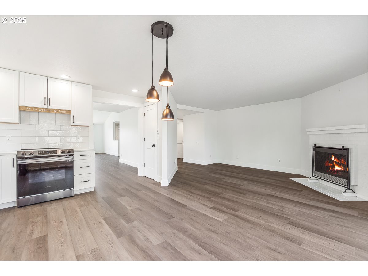 2143 NE 148TH PL