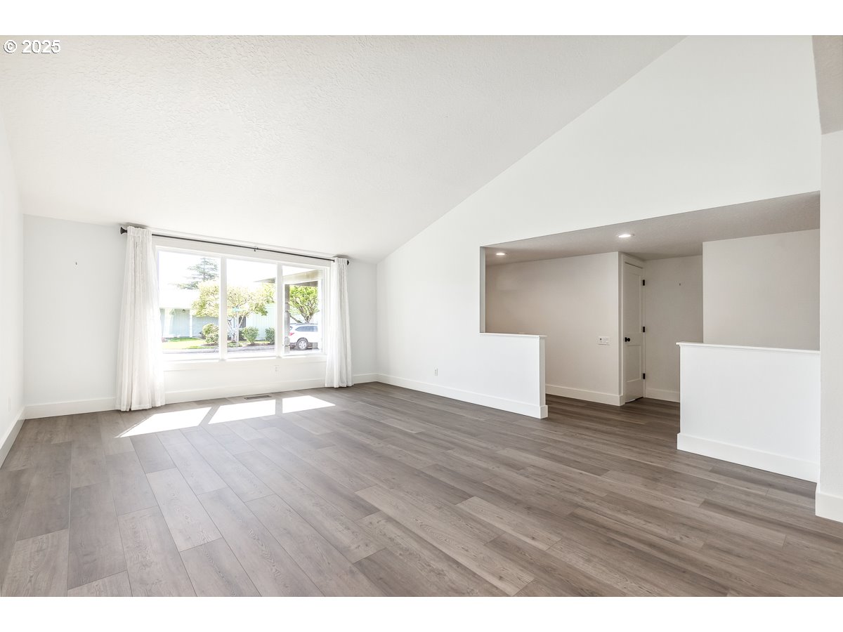 2143 NE 148TH PL