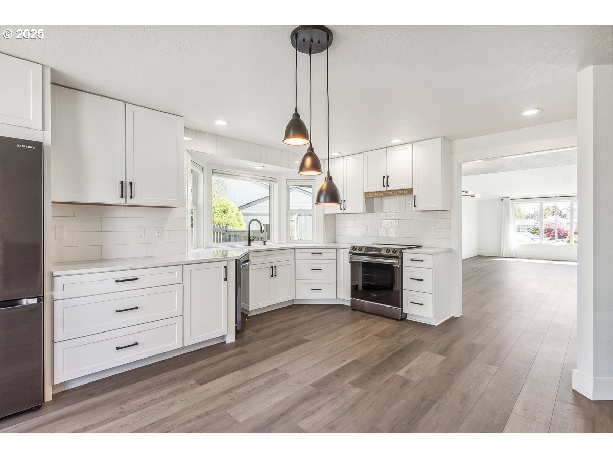 2143 NE 148TH PL