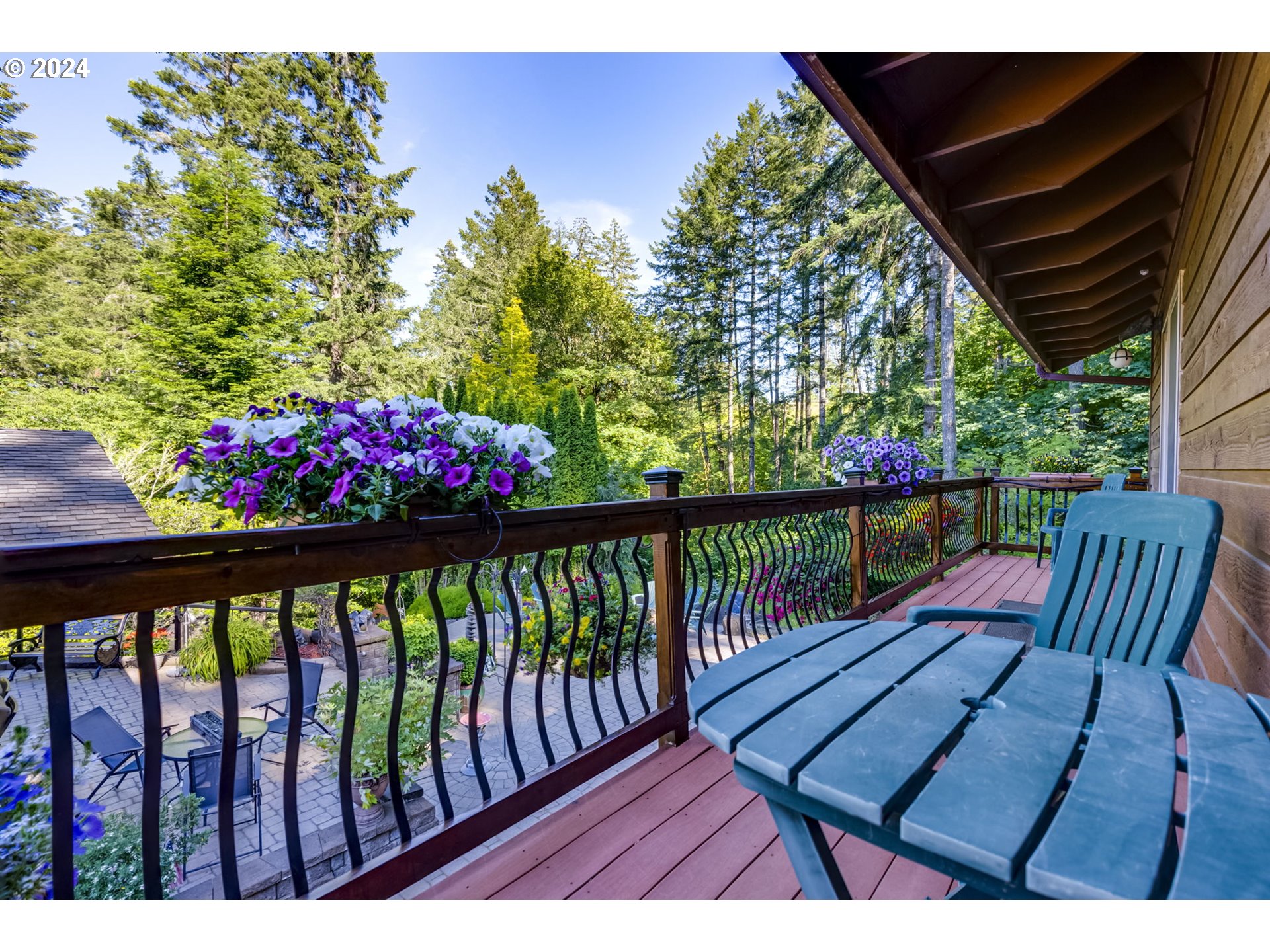 24200 QUEEN ANNE DR