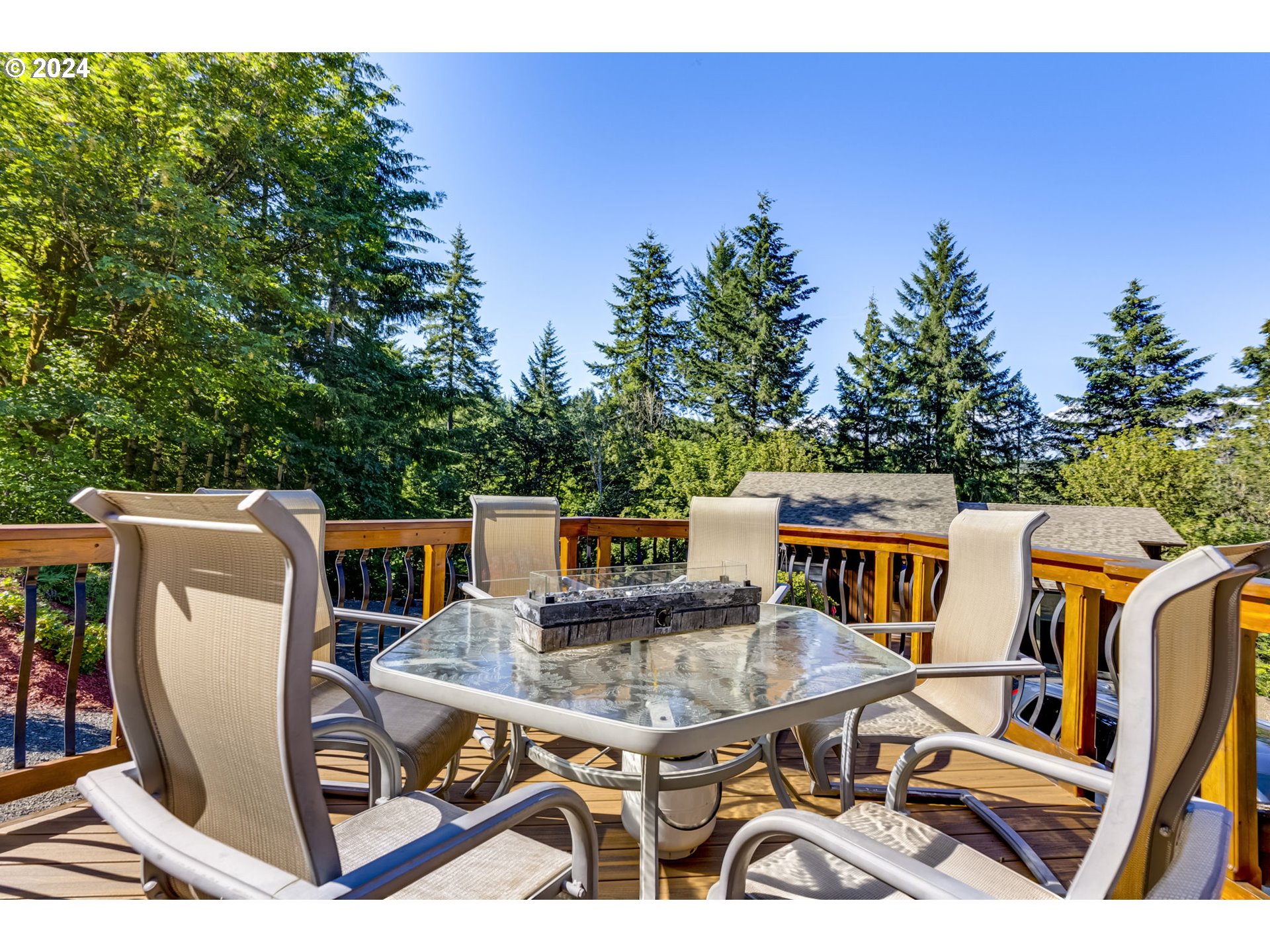 24200 QUEEN ANNE DR