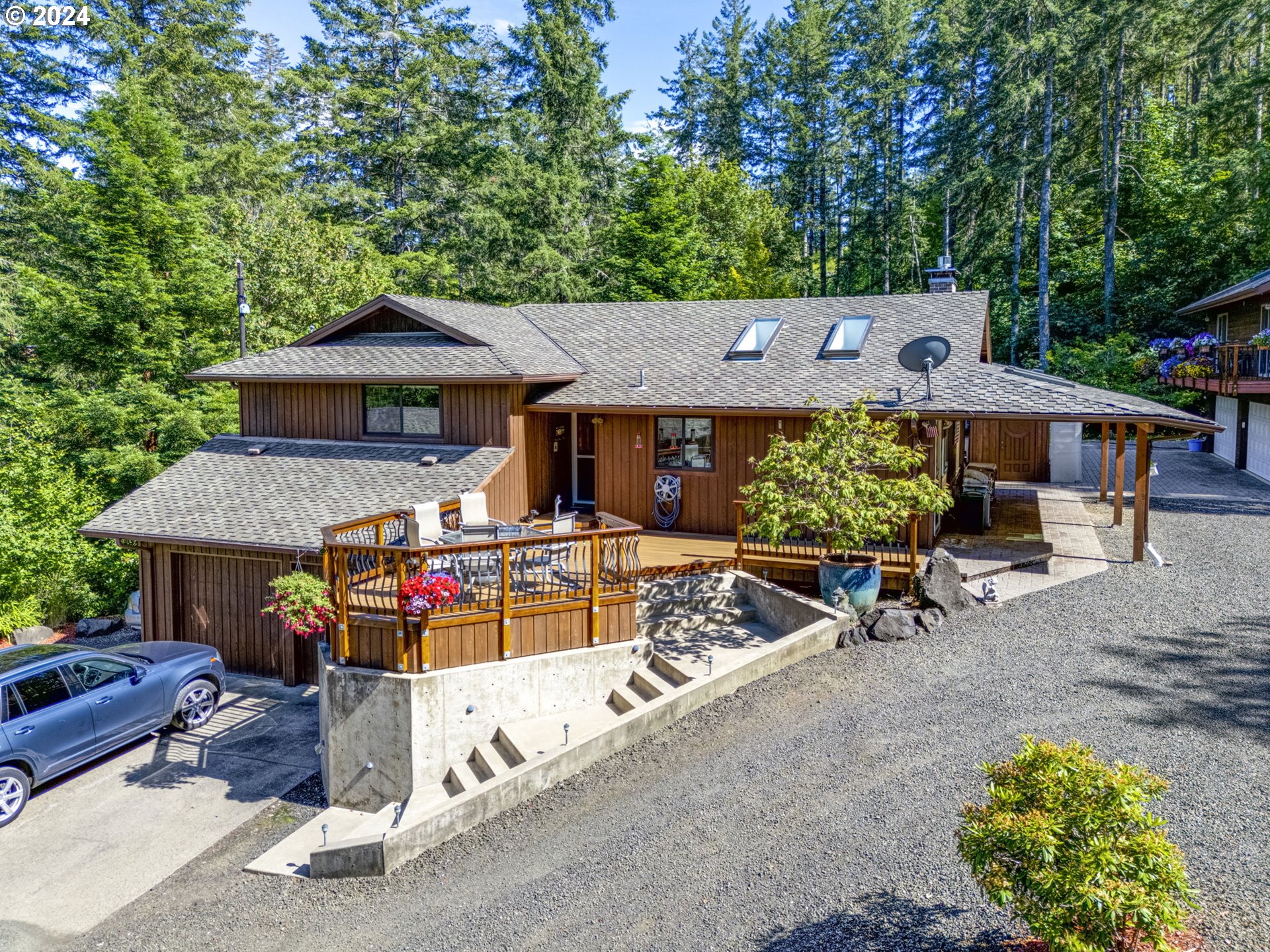 24200 QUEEN ANNE DR