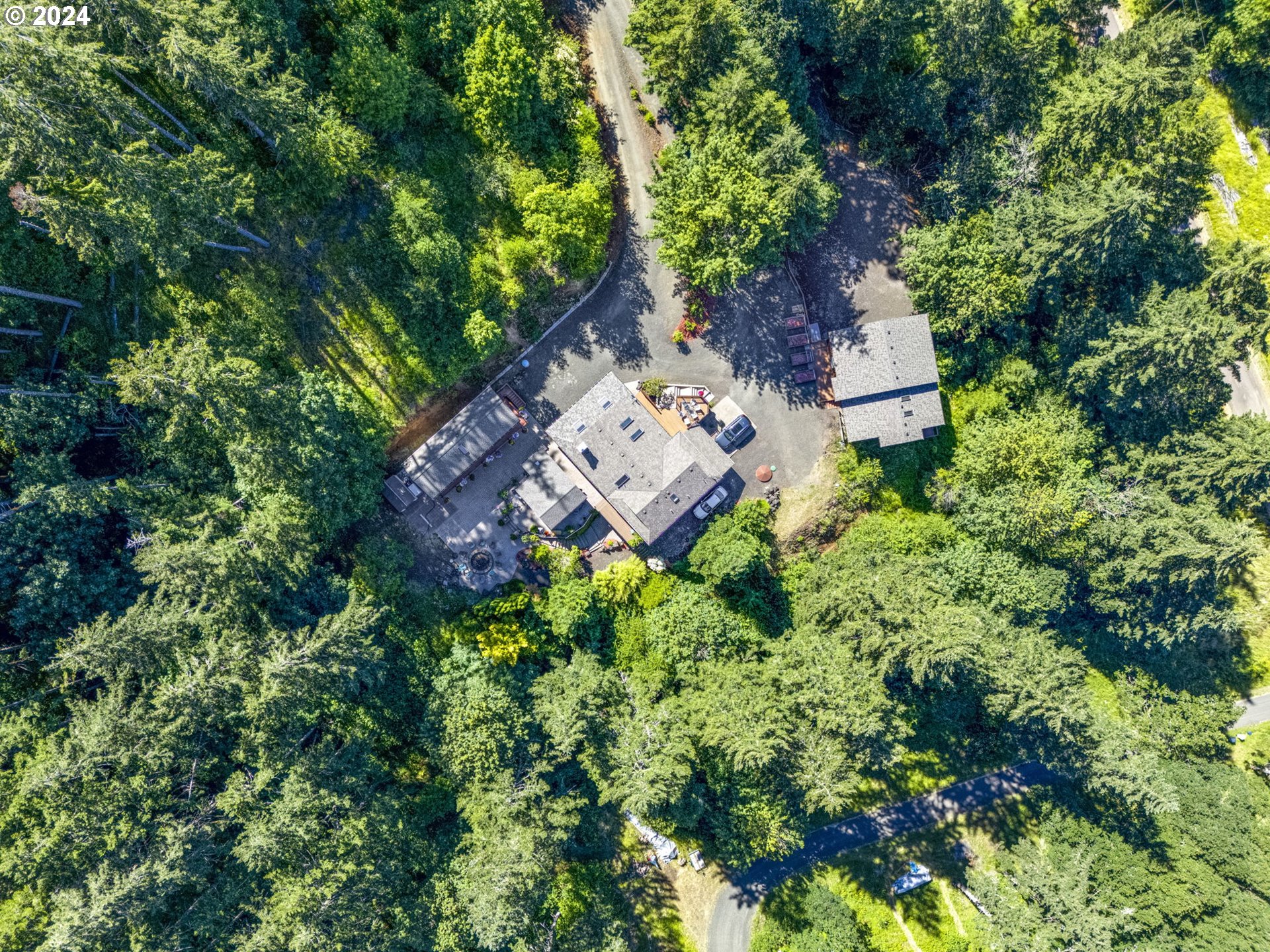 24200 QUEEN ANNE DR