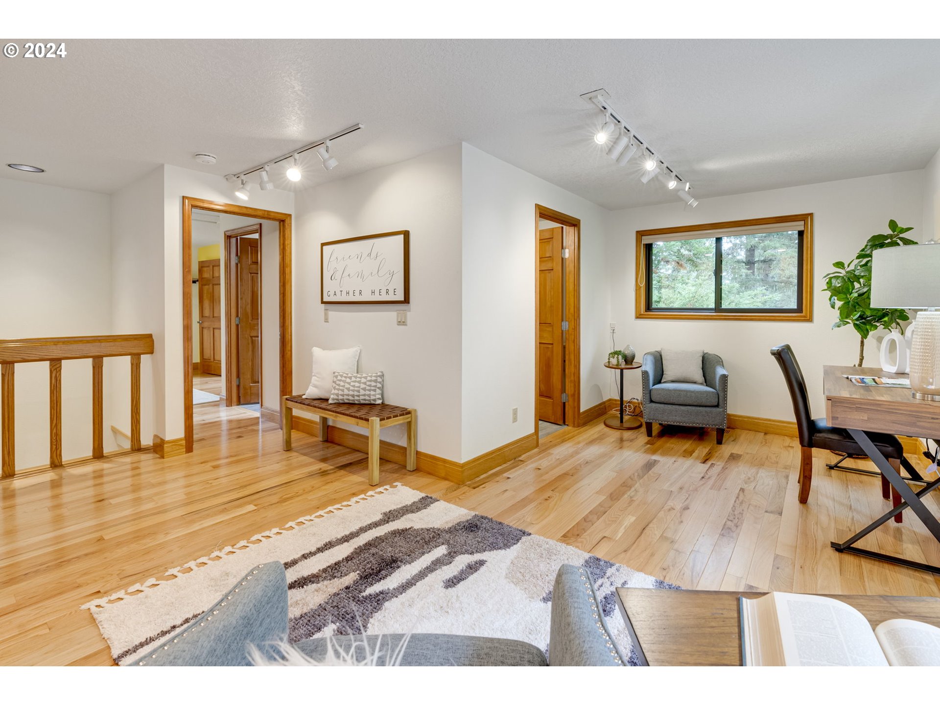 24200 QUEEN ANNE DR