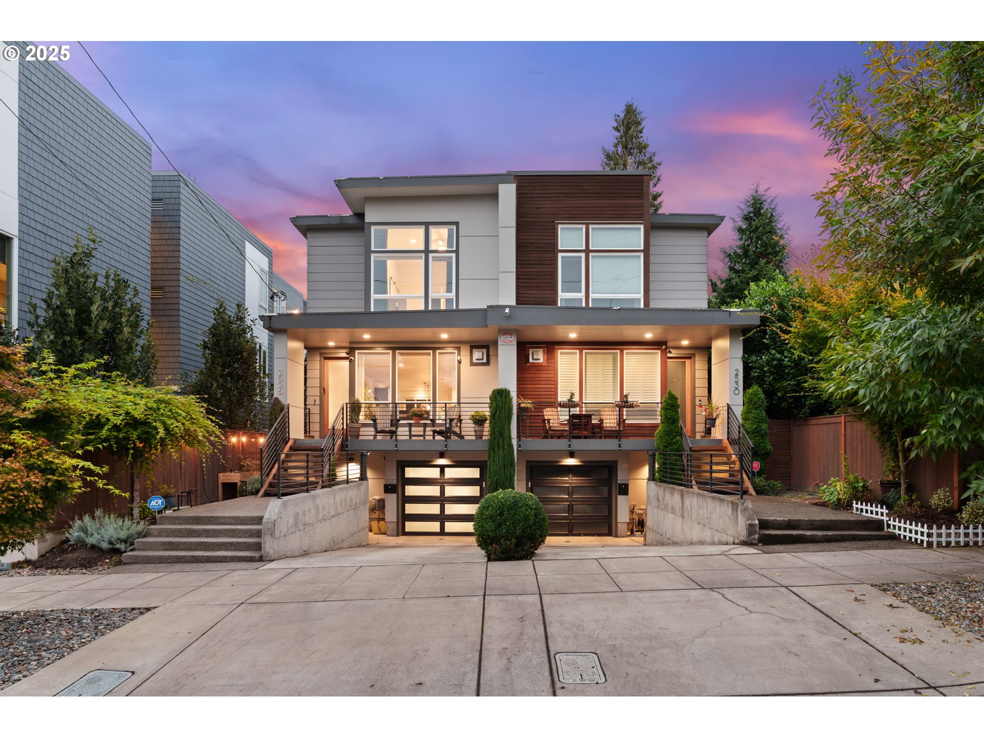 2526 SE 28TH PL