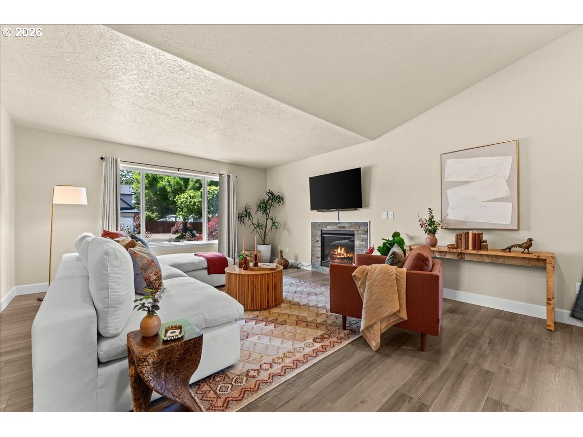 20014 AUGUSTA DR