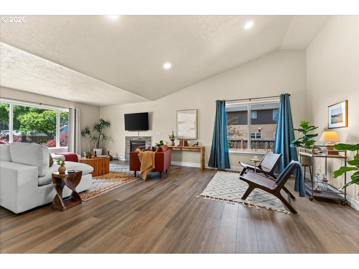 20014 AUGUSTA DR