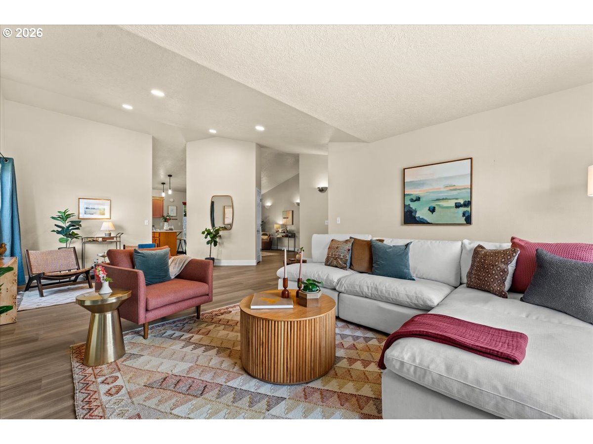 20014 AUGUSTA DR