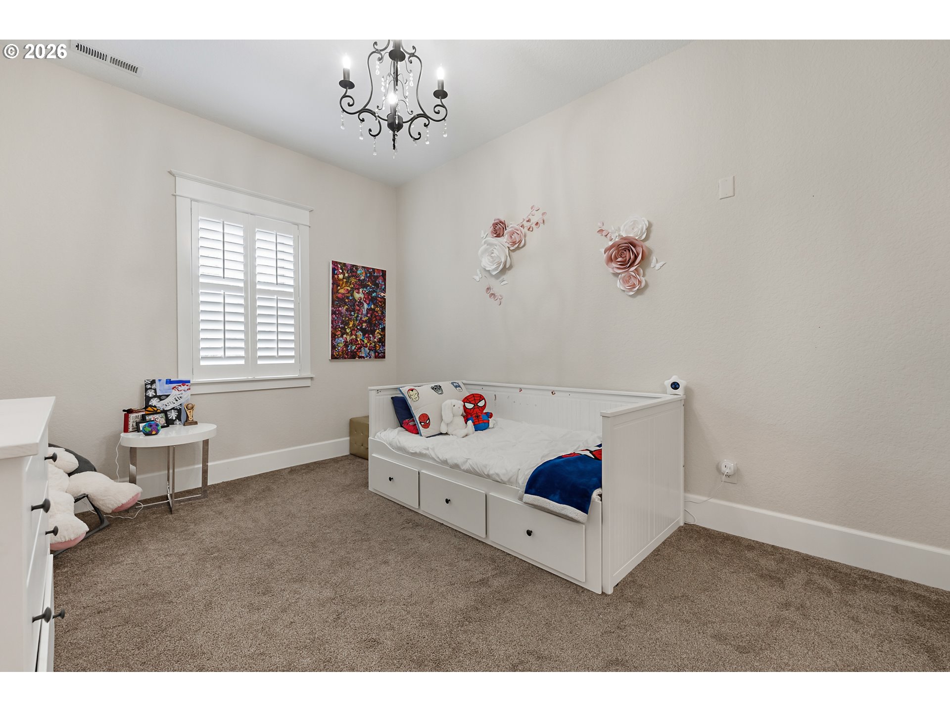 2605 LORINDA LN