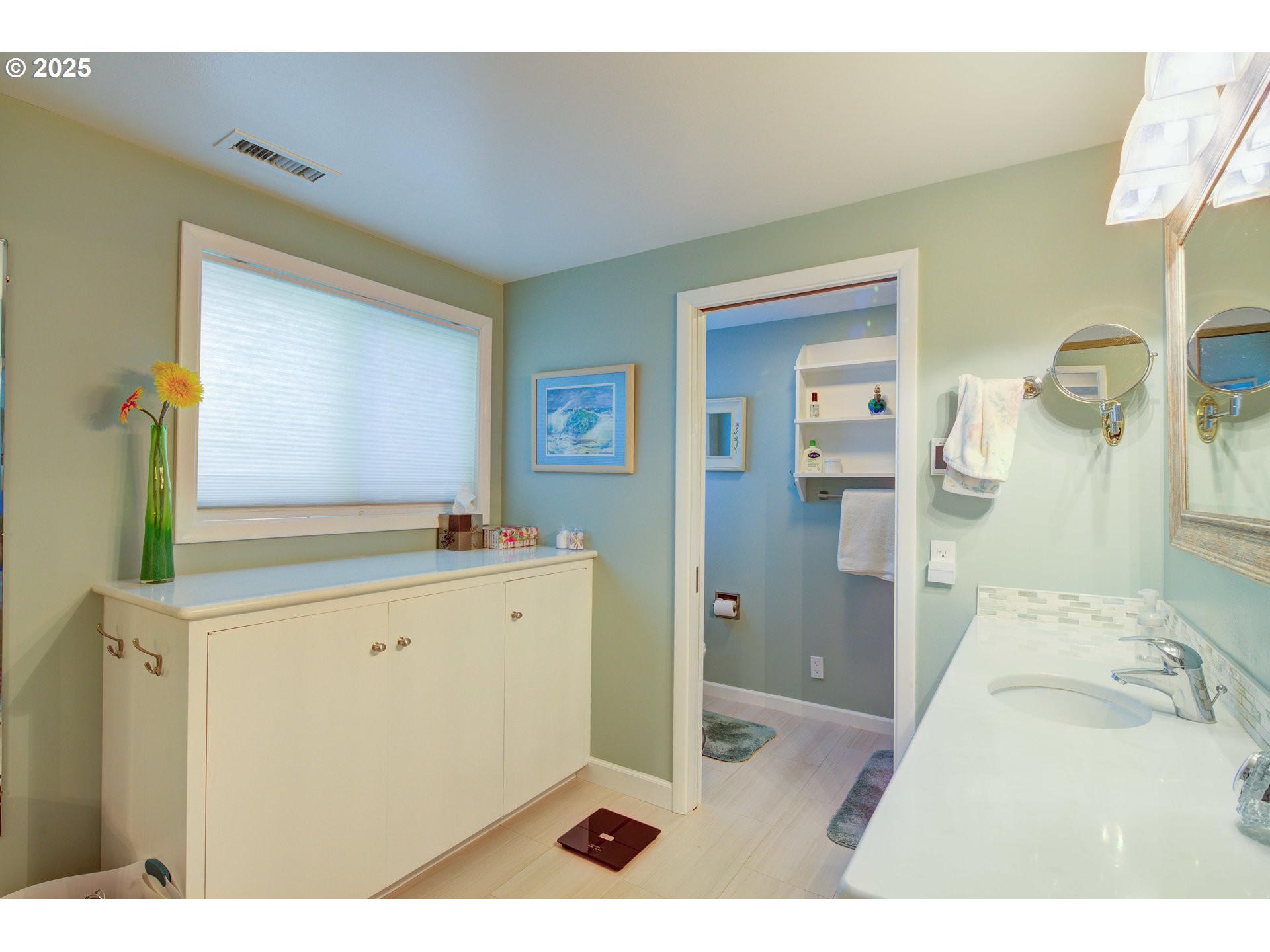 5100 SW LAURELWOOD AVE