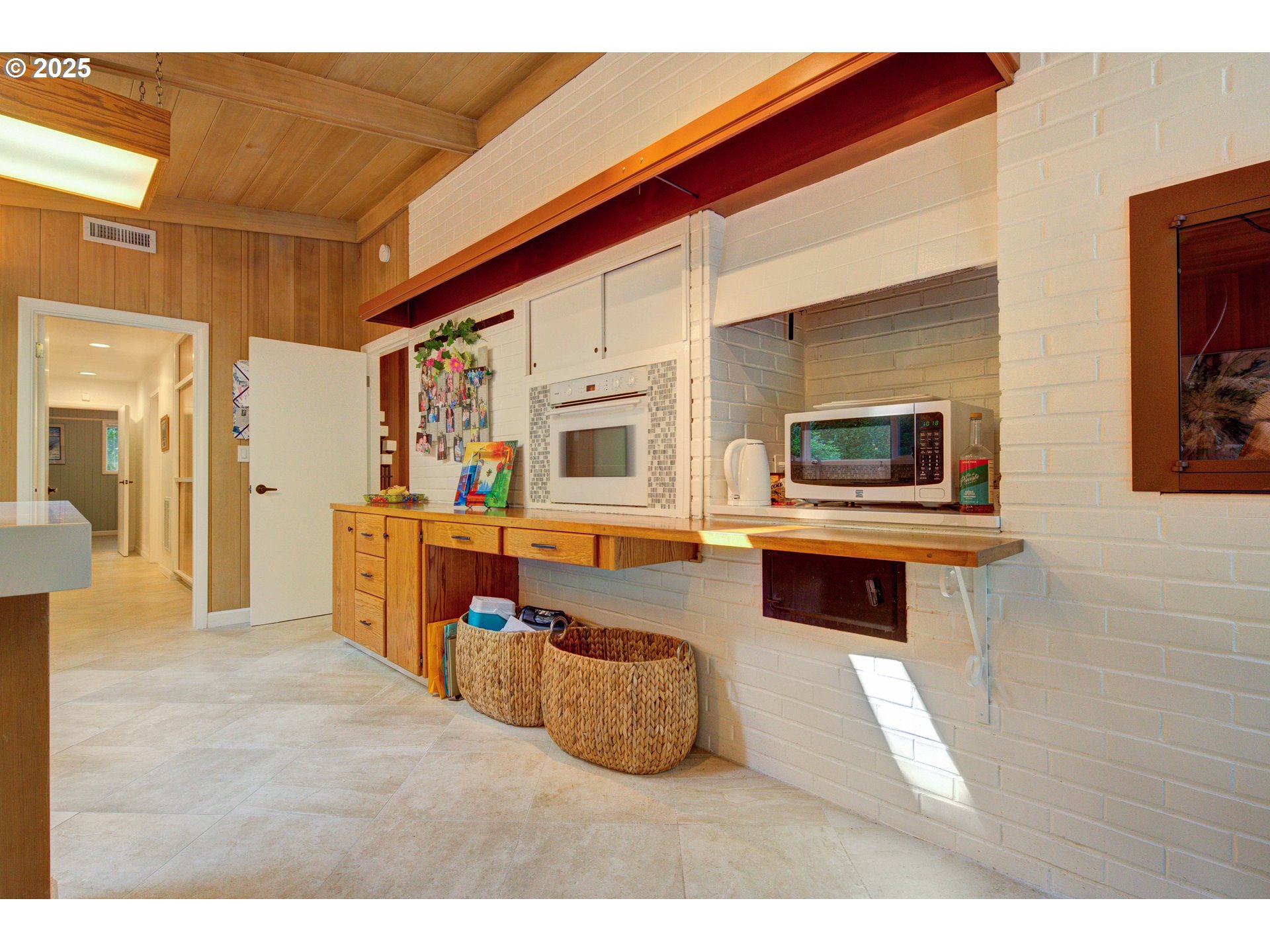 5100 SW LAURELWOOD AVE