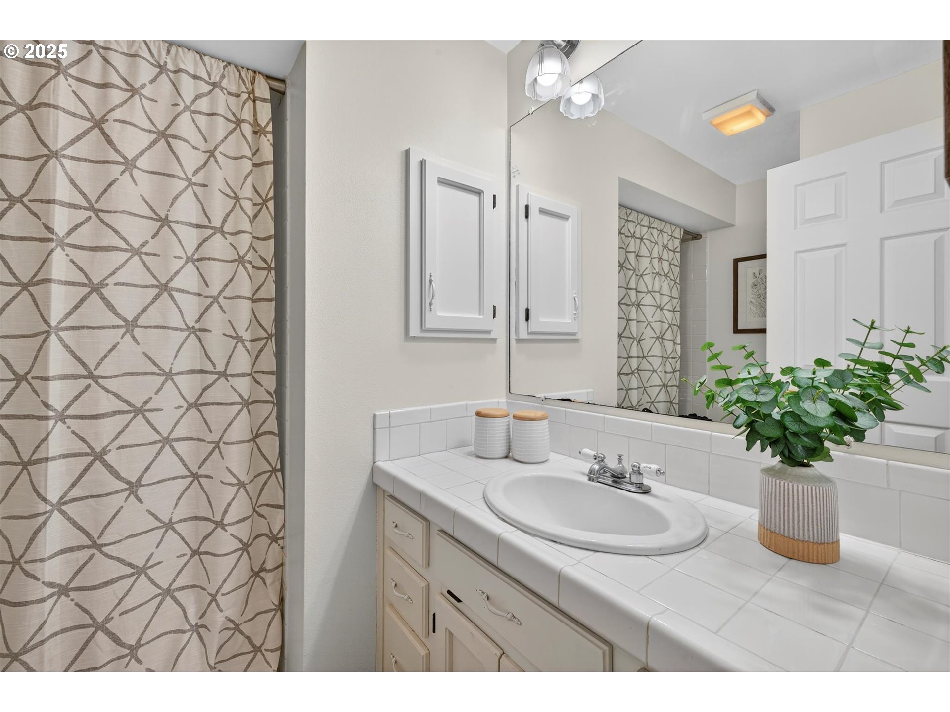 17290 NW MEADOW GRASS DR