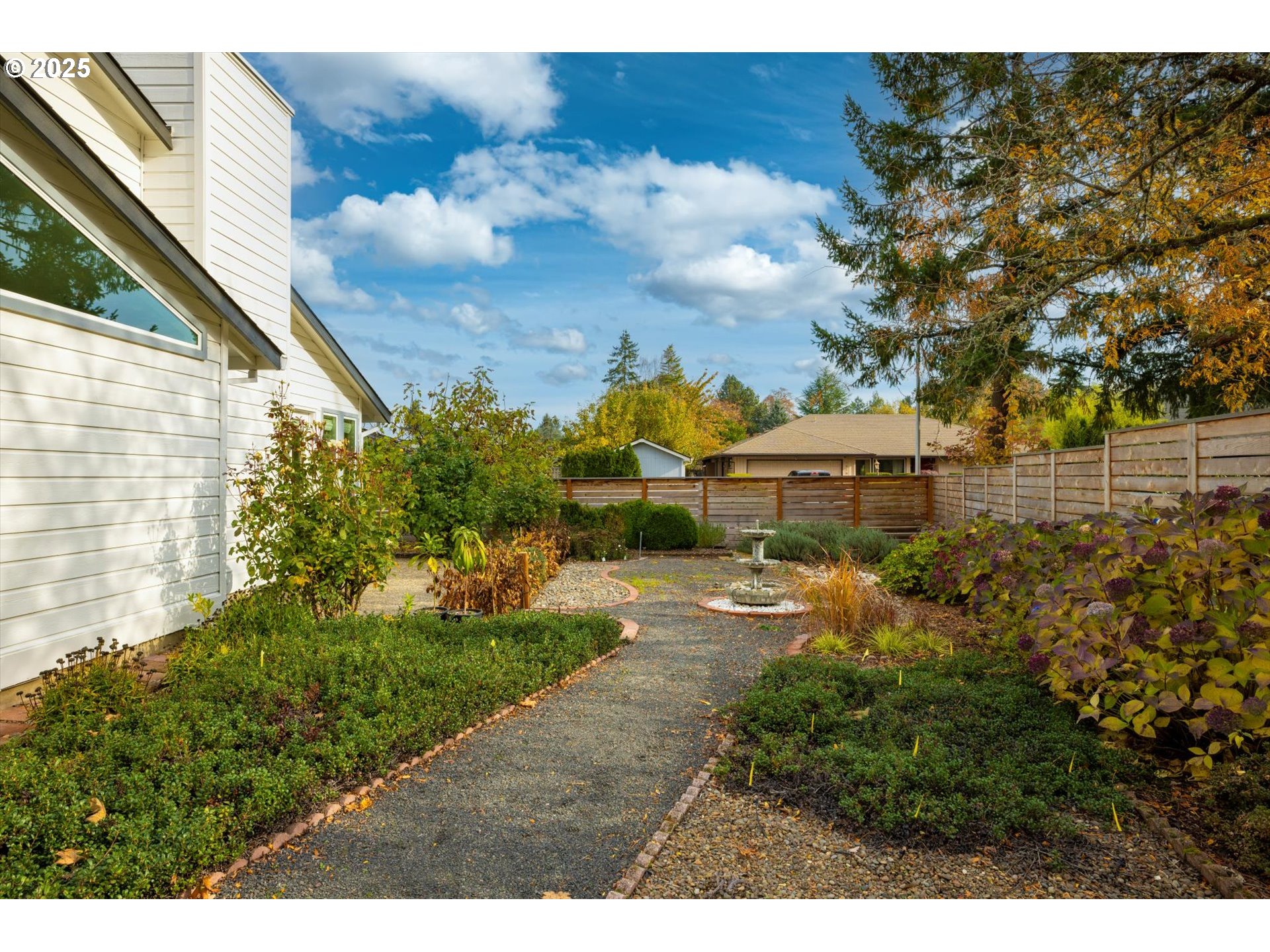 17290 NW MEADOW GRASS DR