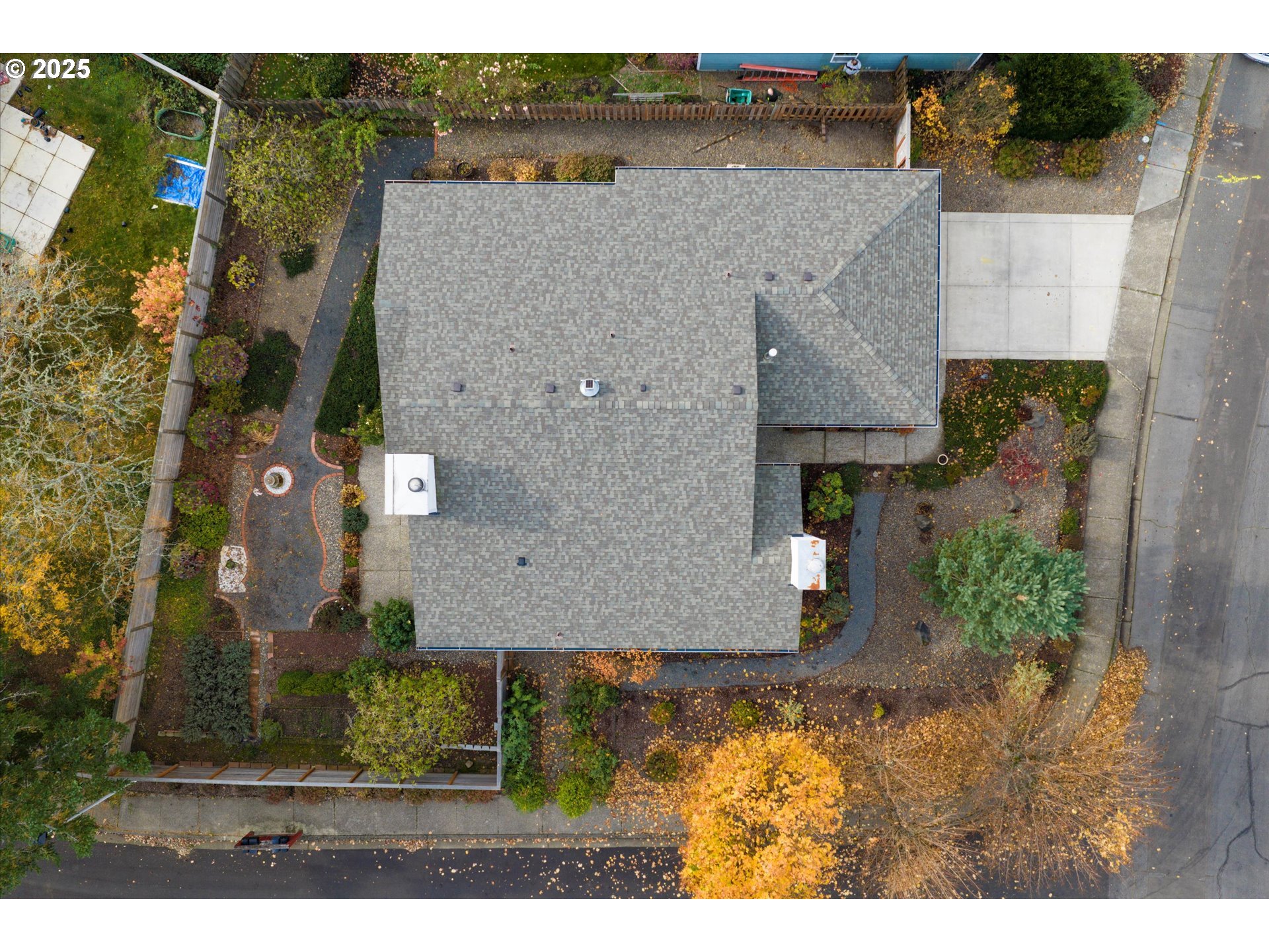 17290 NW MEADOW GRASS DR