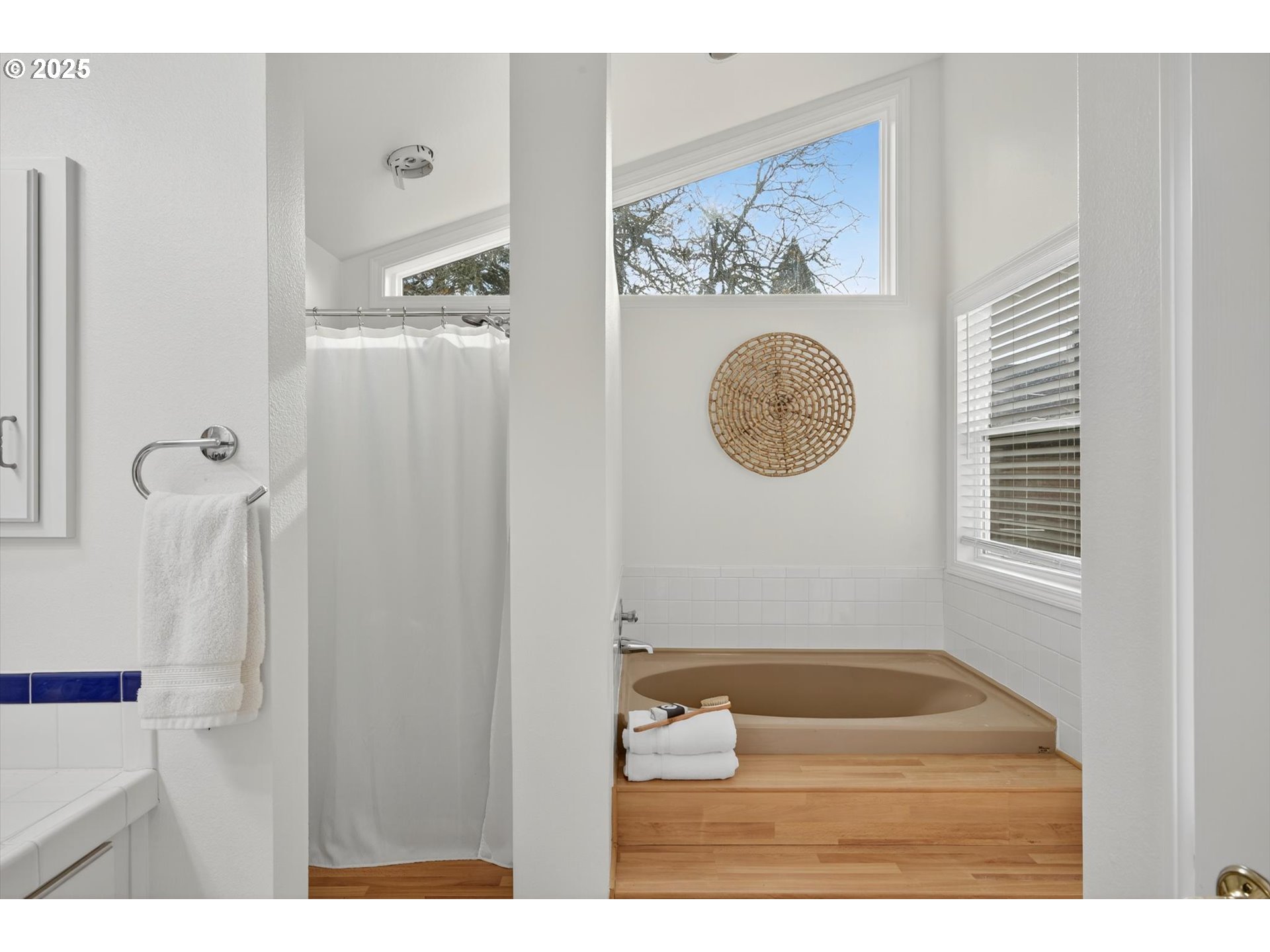 17290 NW MEADOW GRASS DR