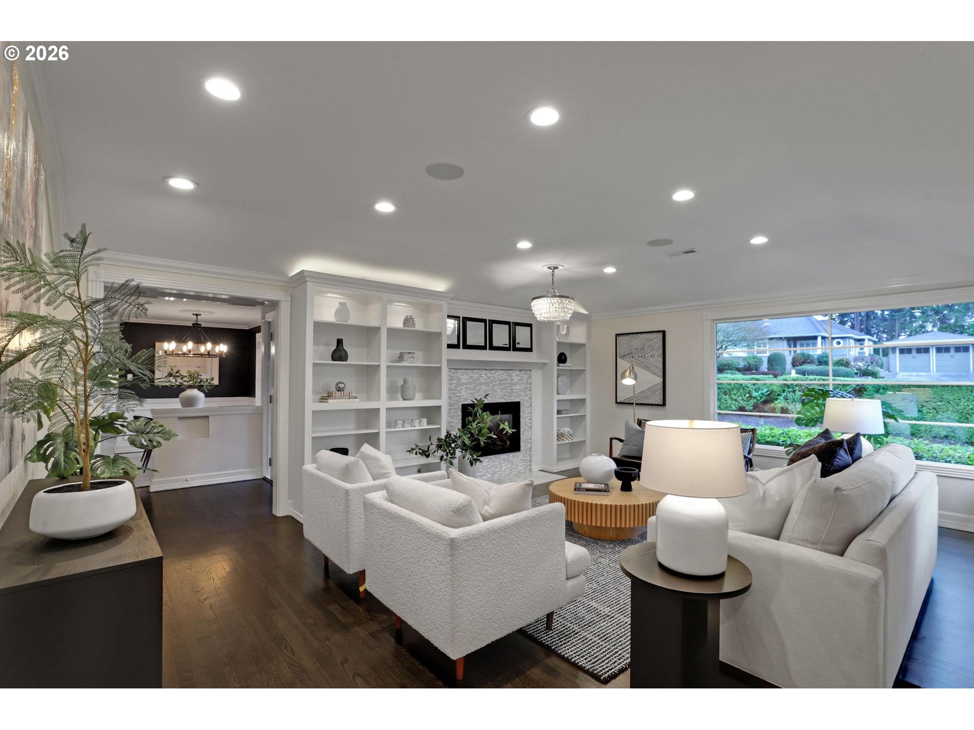 8725 SW WHITE PINE LN