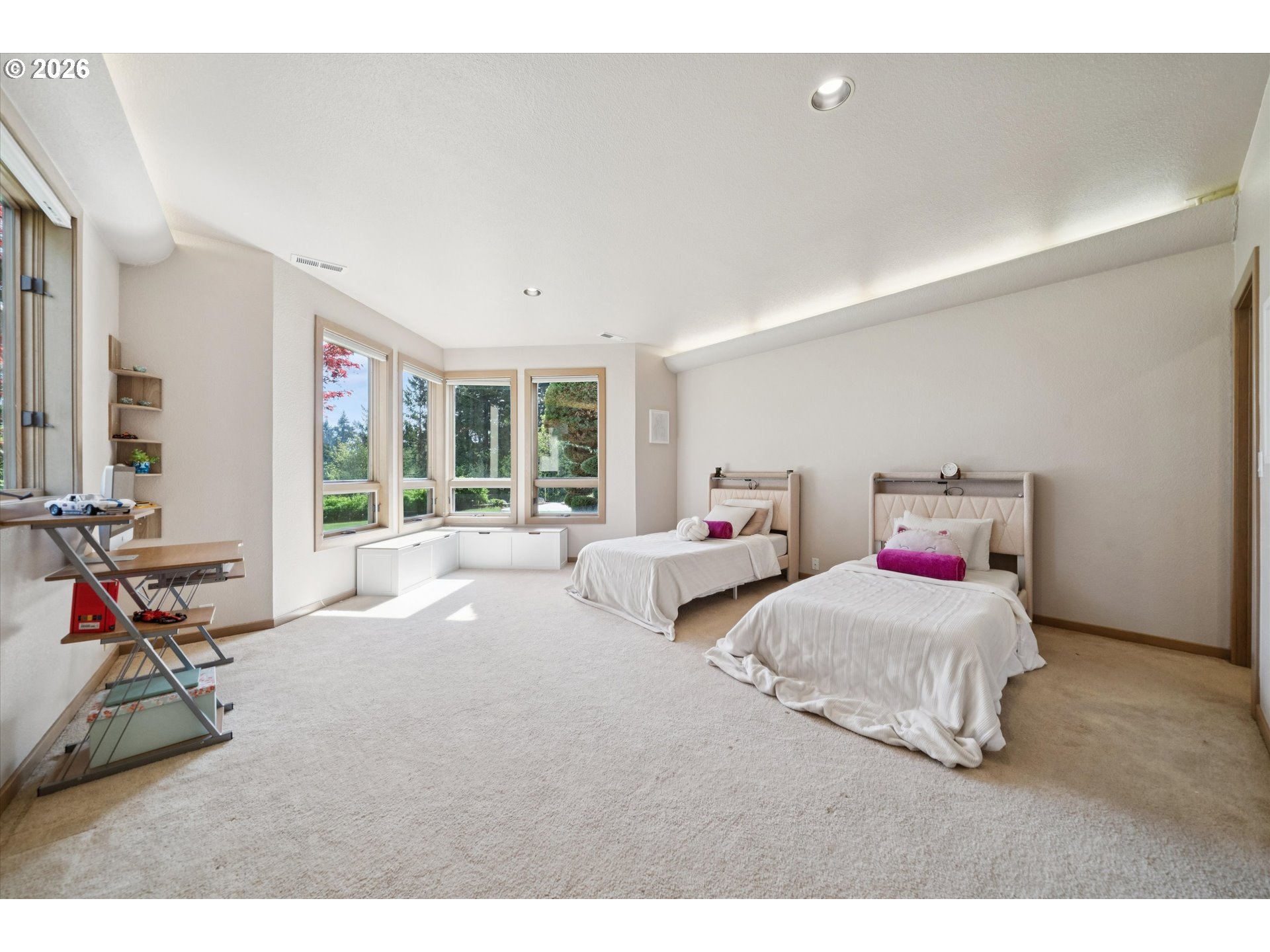 24400 SW VALLEY VIEW RD