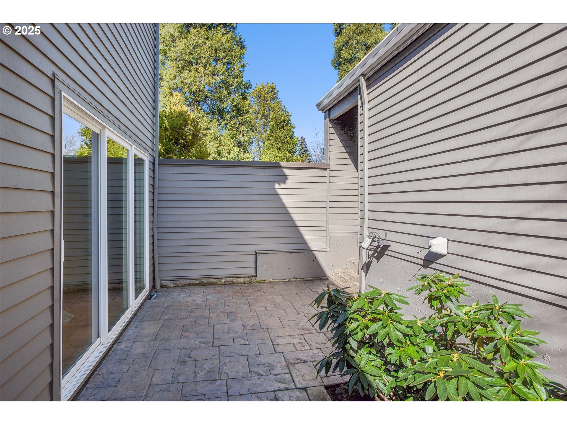 14 GREENRIDGE CT